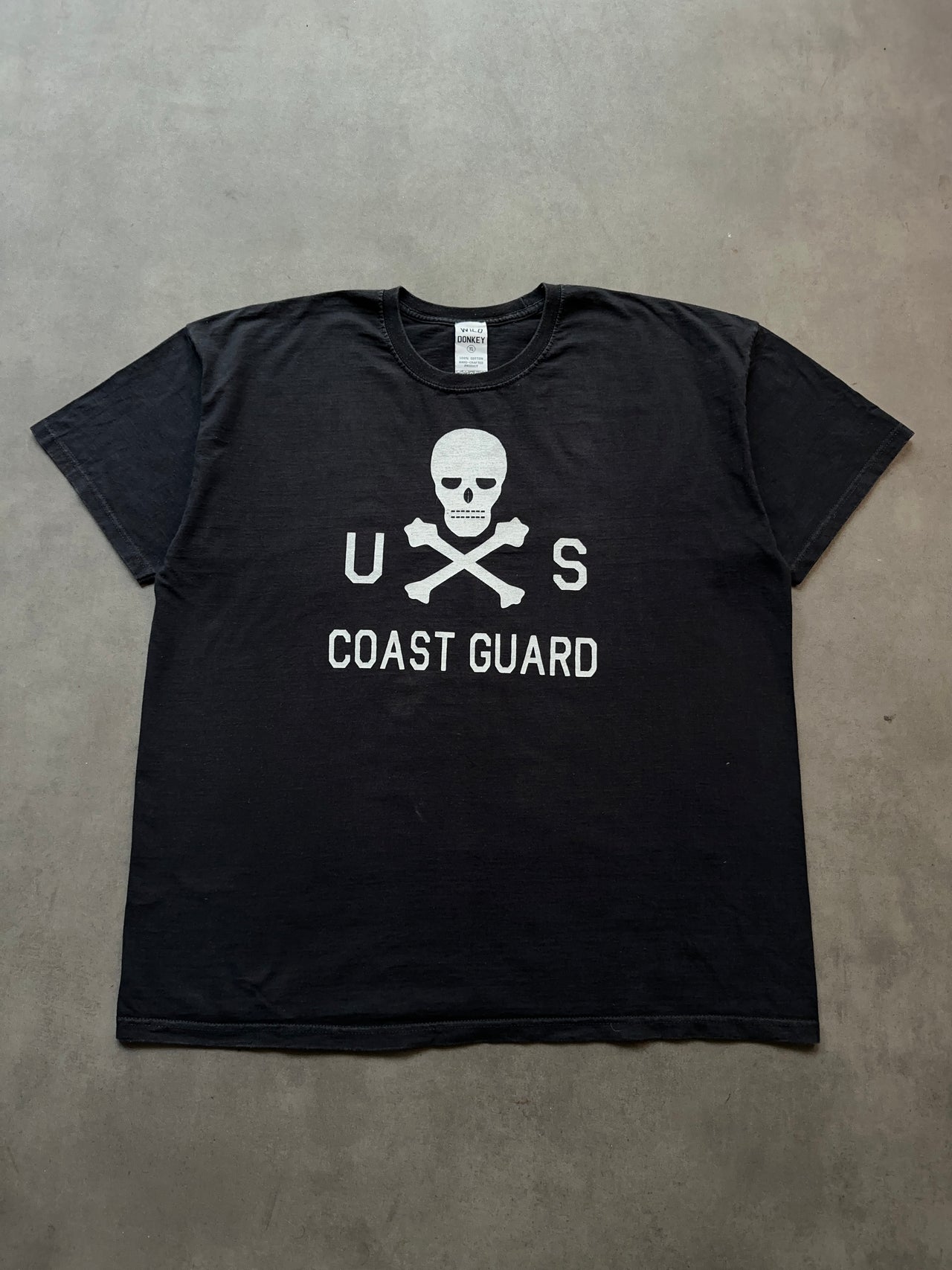 2000s Coast Guard tee (XL)