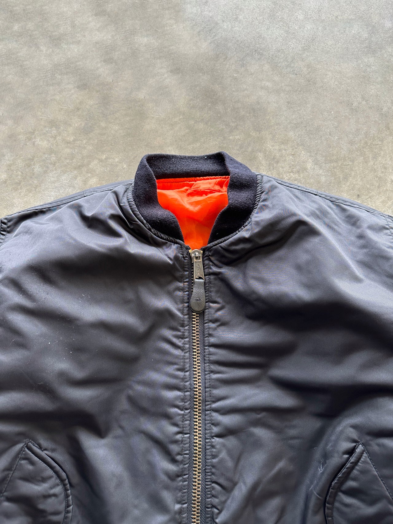 1990s MA1 bomber jacket (XL)