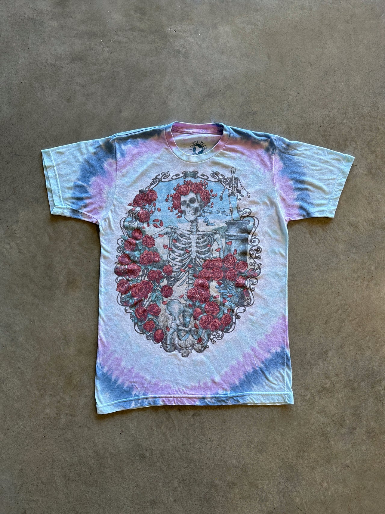 2000s Grateful Dead tee (M)