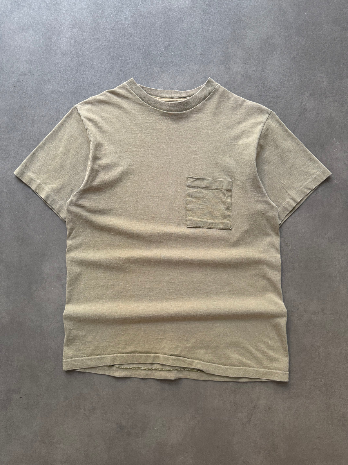 1990s Pocket sand tee (L)