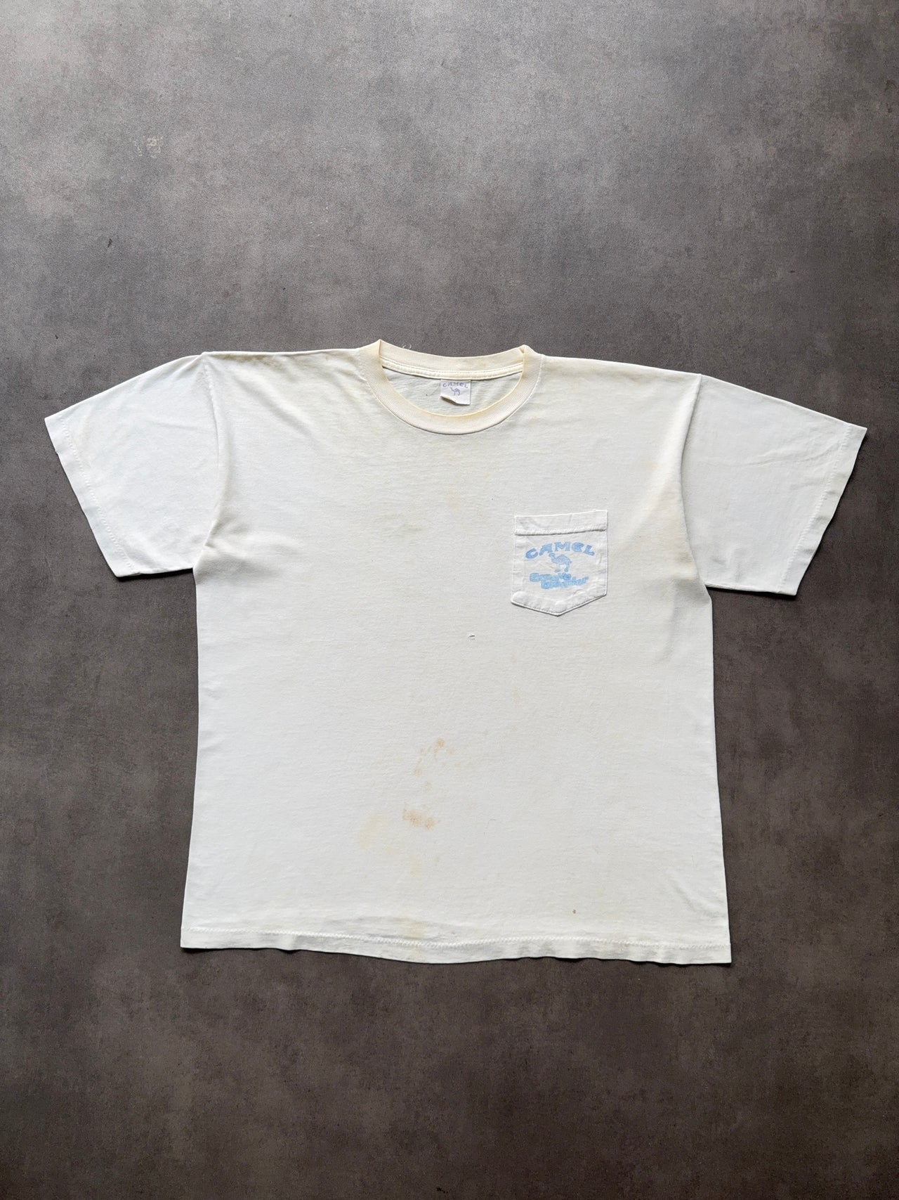 1990s Camel distressed tee (XL)