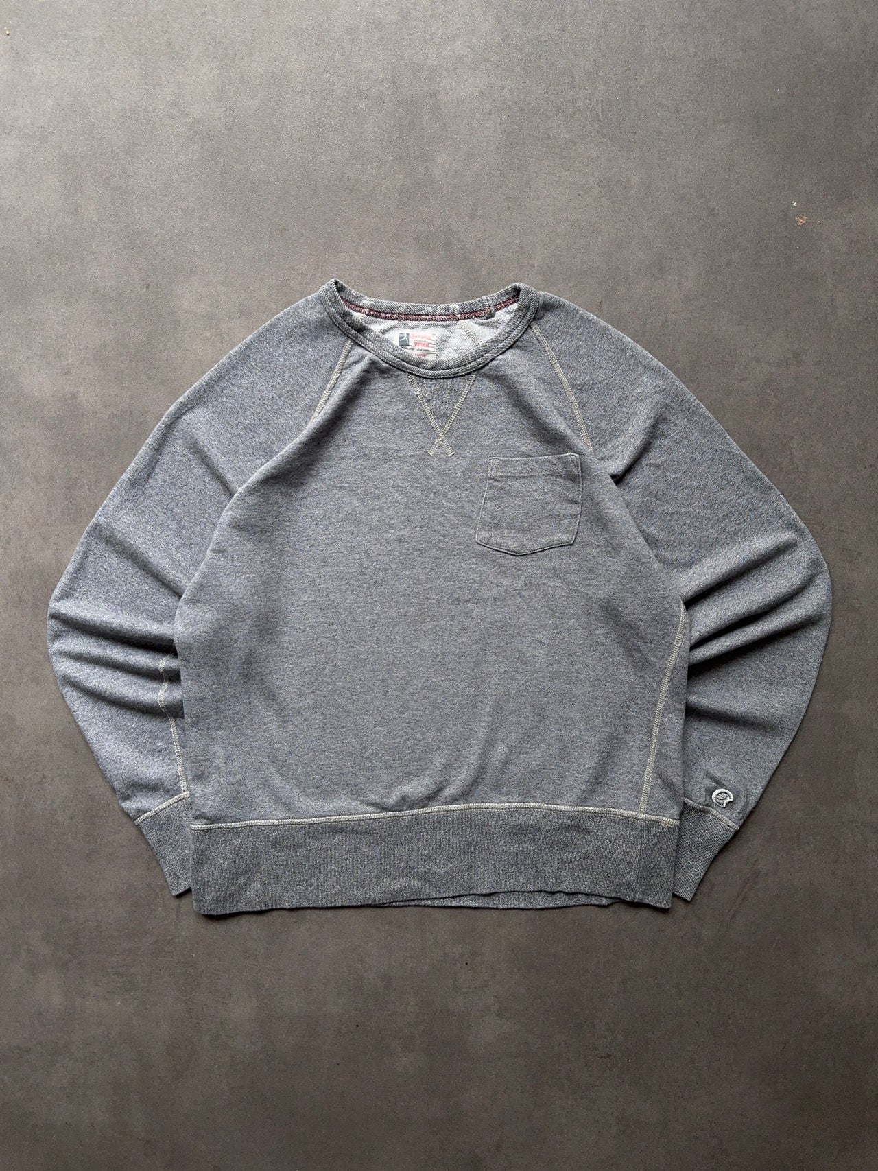 2000s Champion Sweatshirt (L)