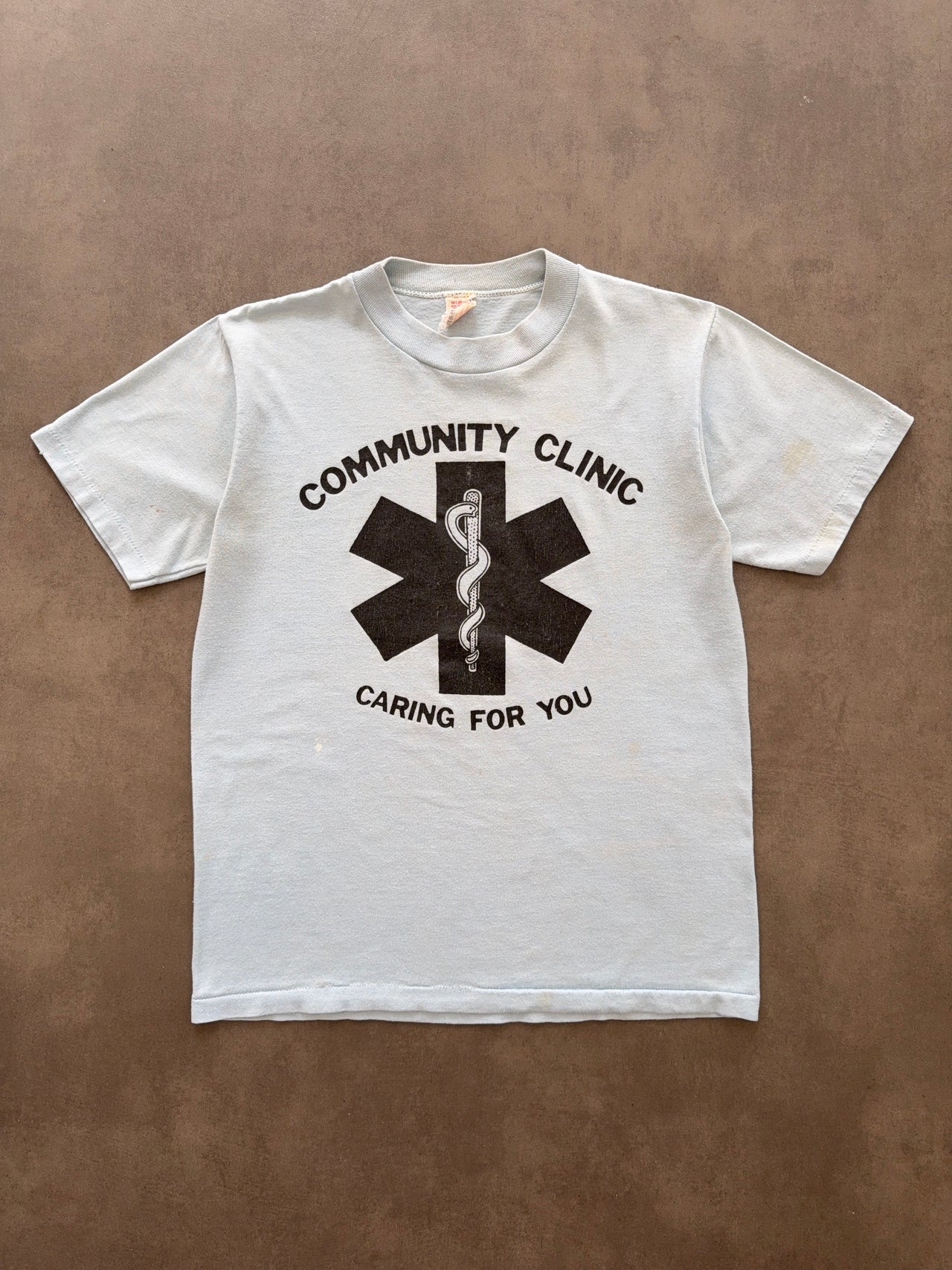 1970s Community Clinic tee (M)