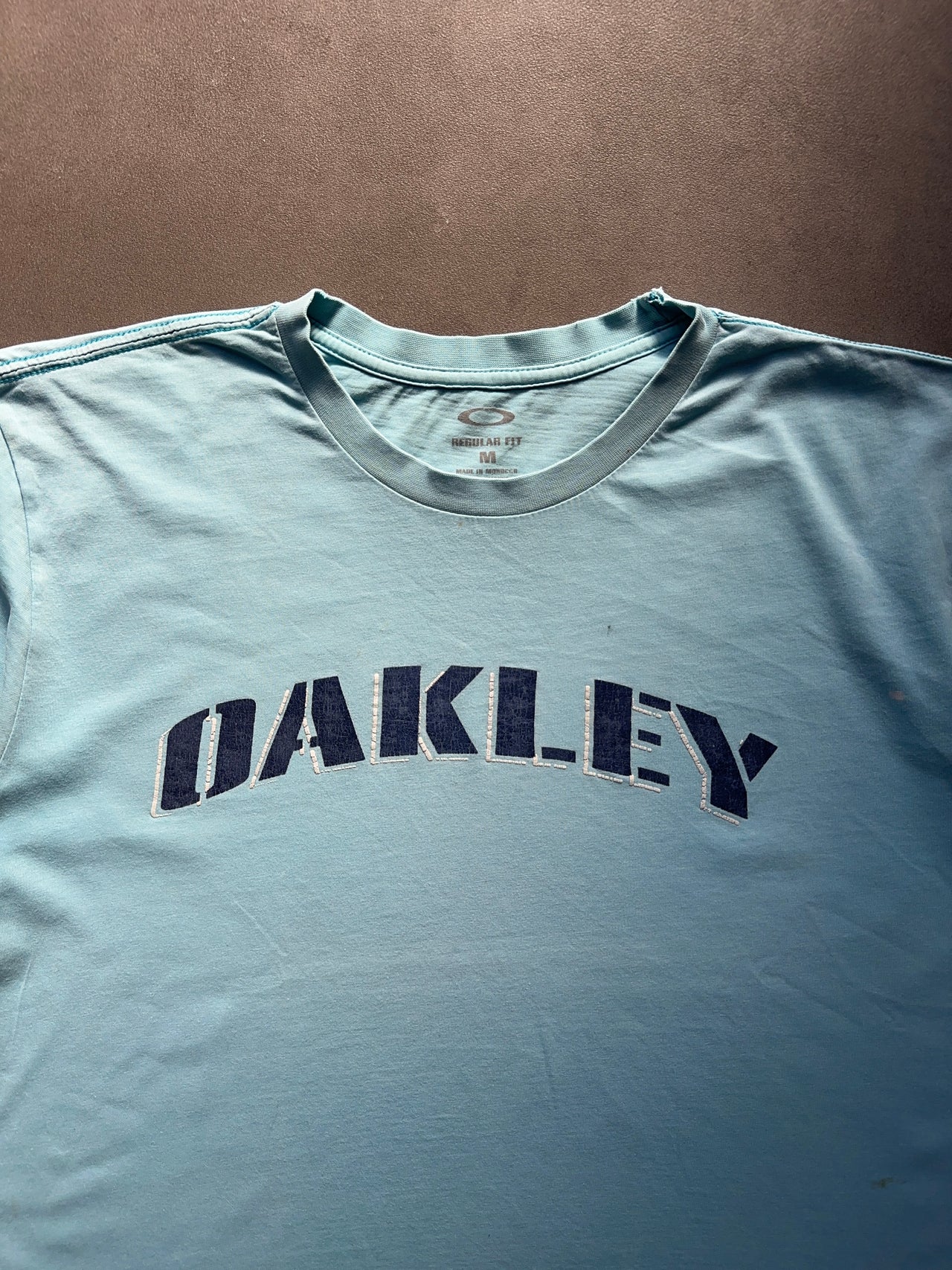 2000s Oakley tee (M)
