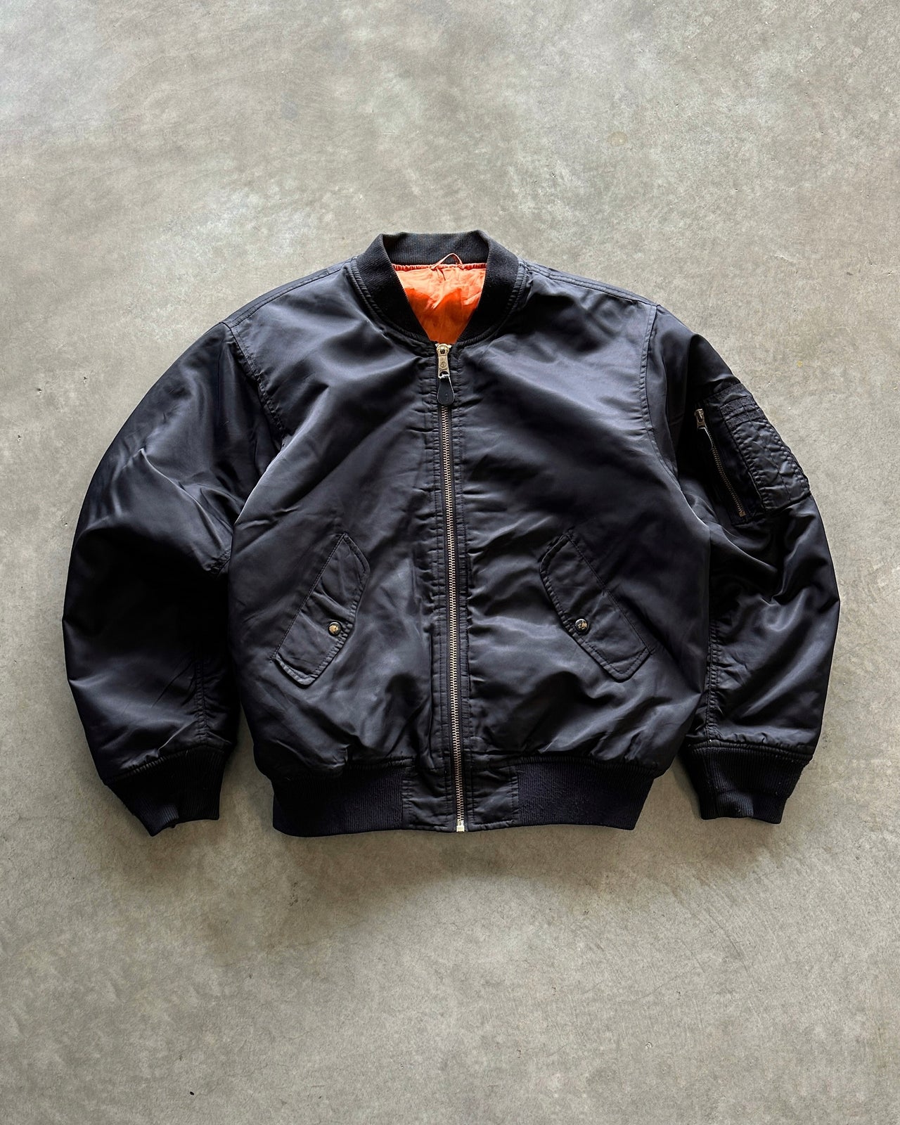 1990s MA1 bomber jacket (XL)