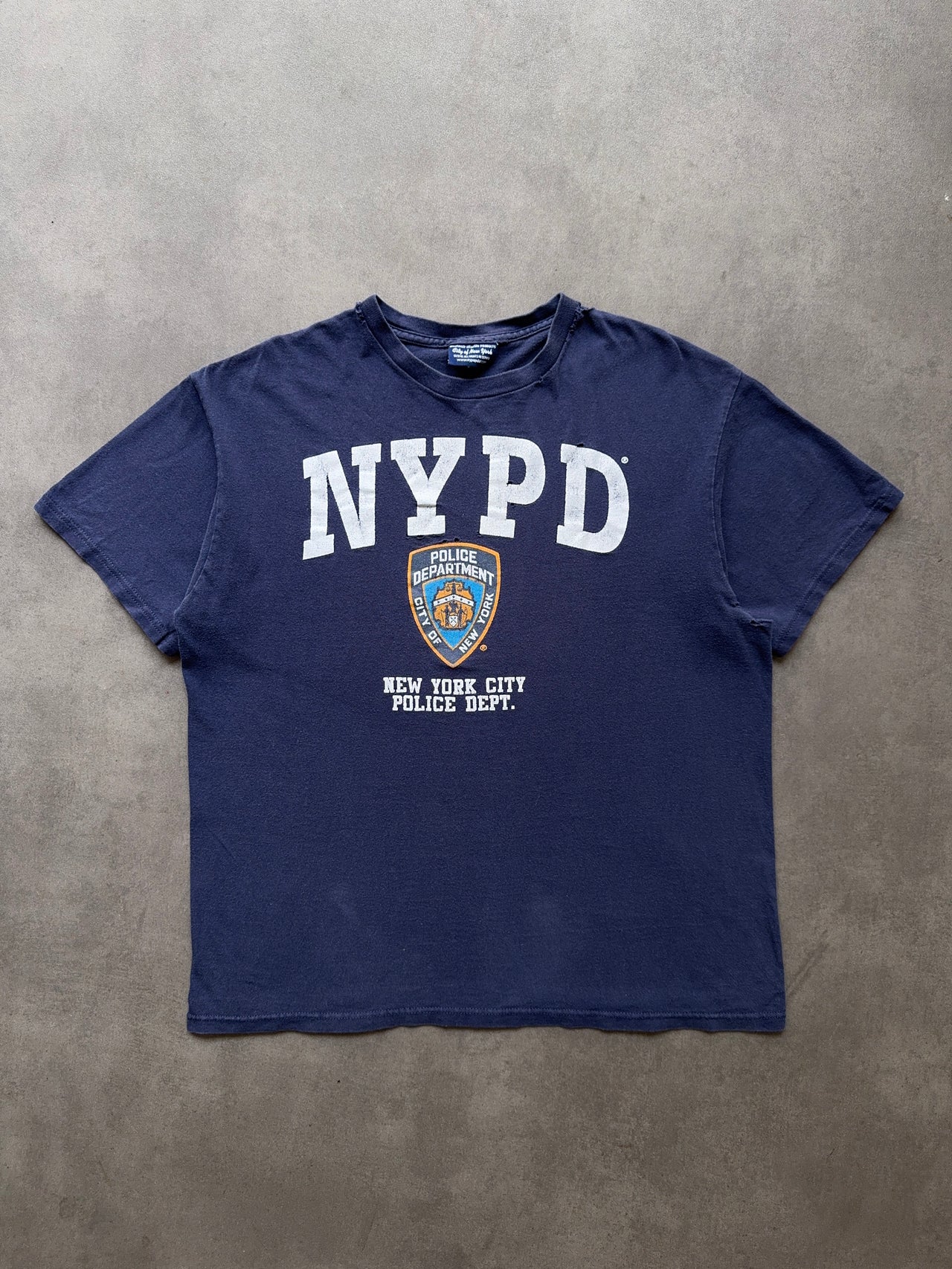 2000s NYPD distressed tee (L)