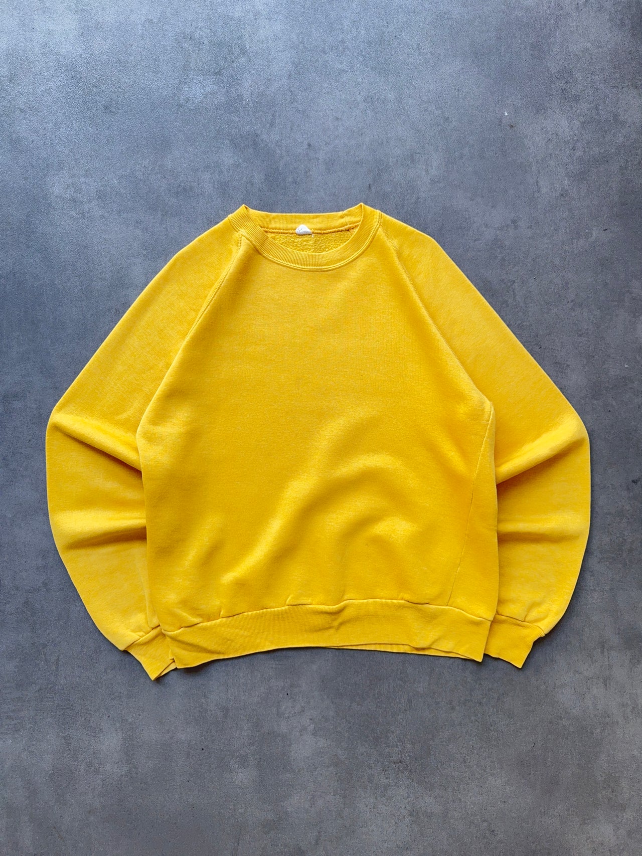 1990s Raglan Crewneck (M)