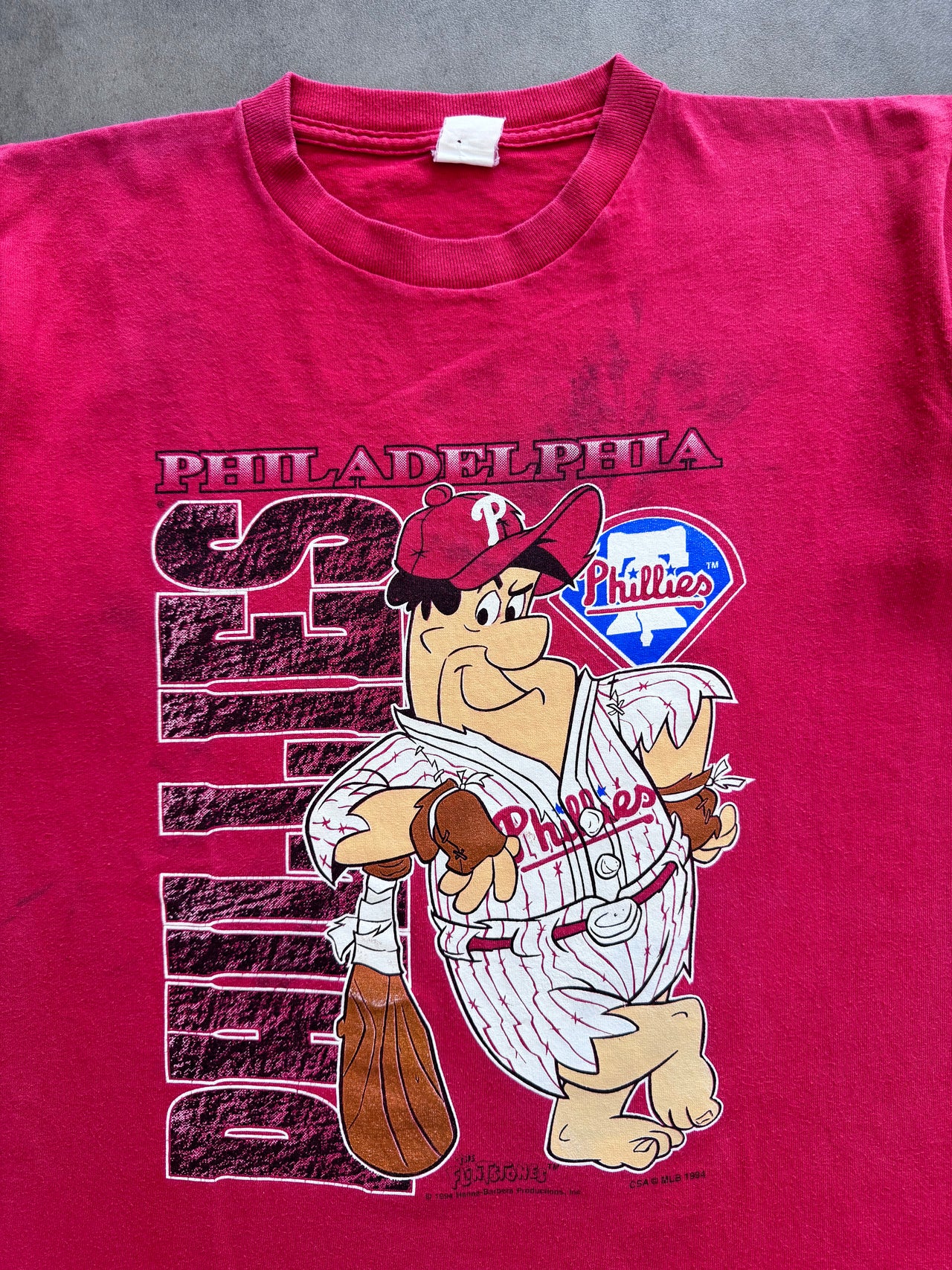 1990s phillies flintstones tee (xl)