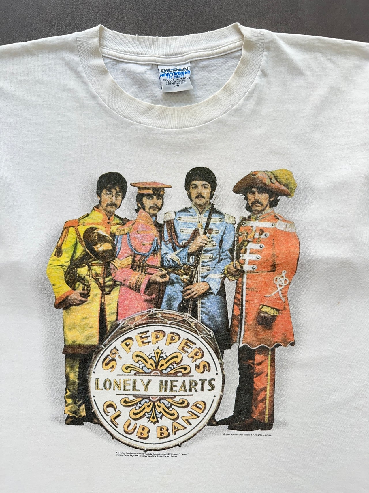 1990s Beatles Sgt Peppers tee (L)