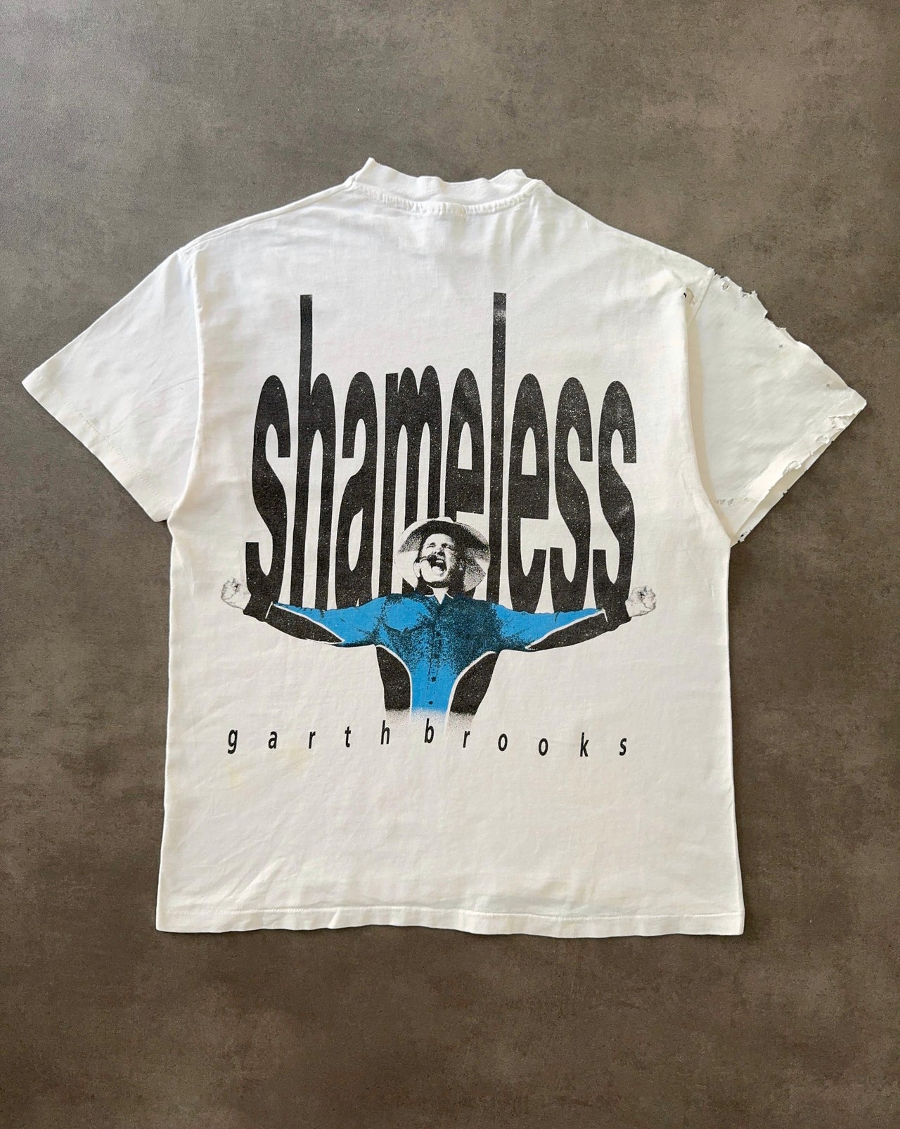 1990s Garth Brooks tee (L)