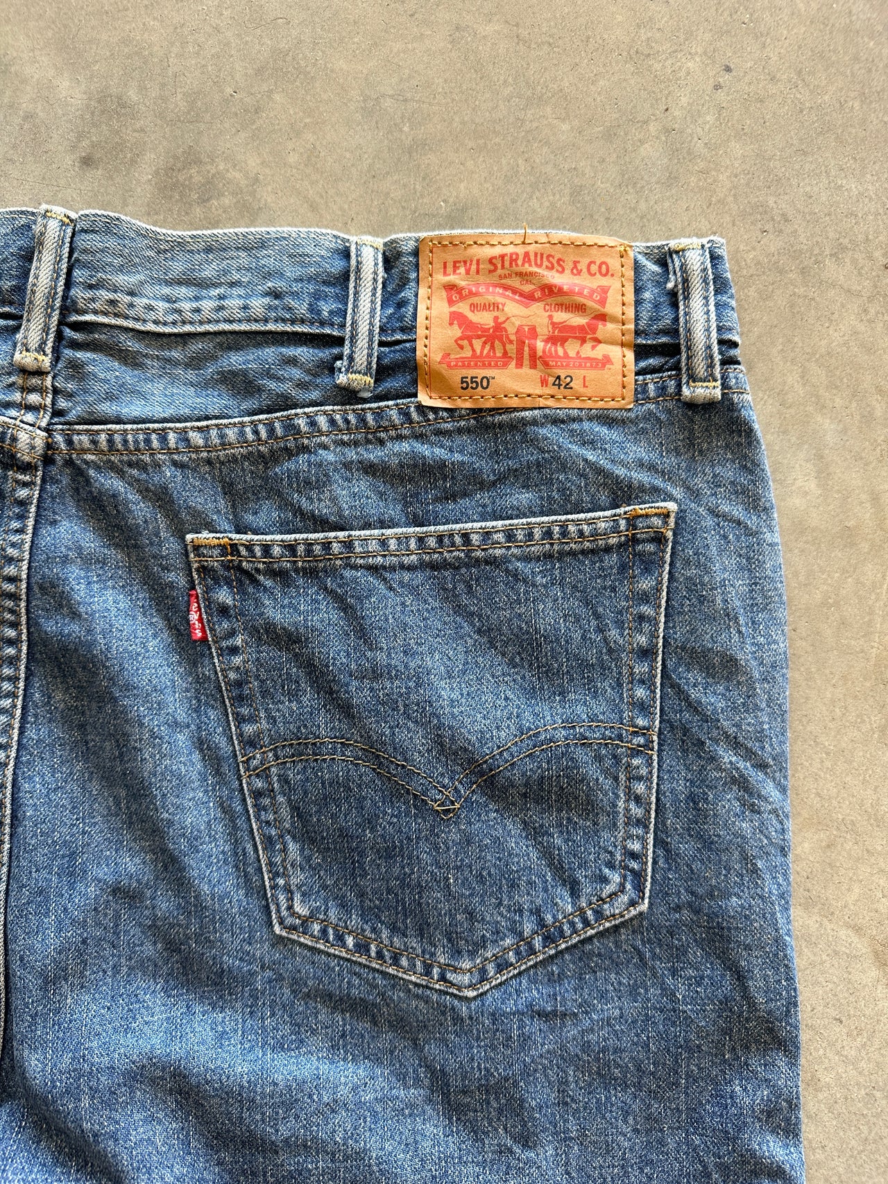 2000s Levis denim shorts (42)