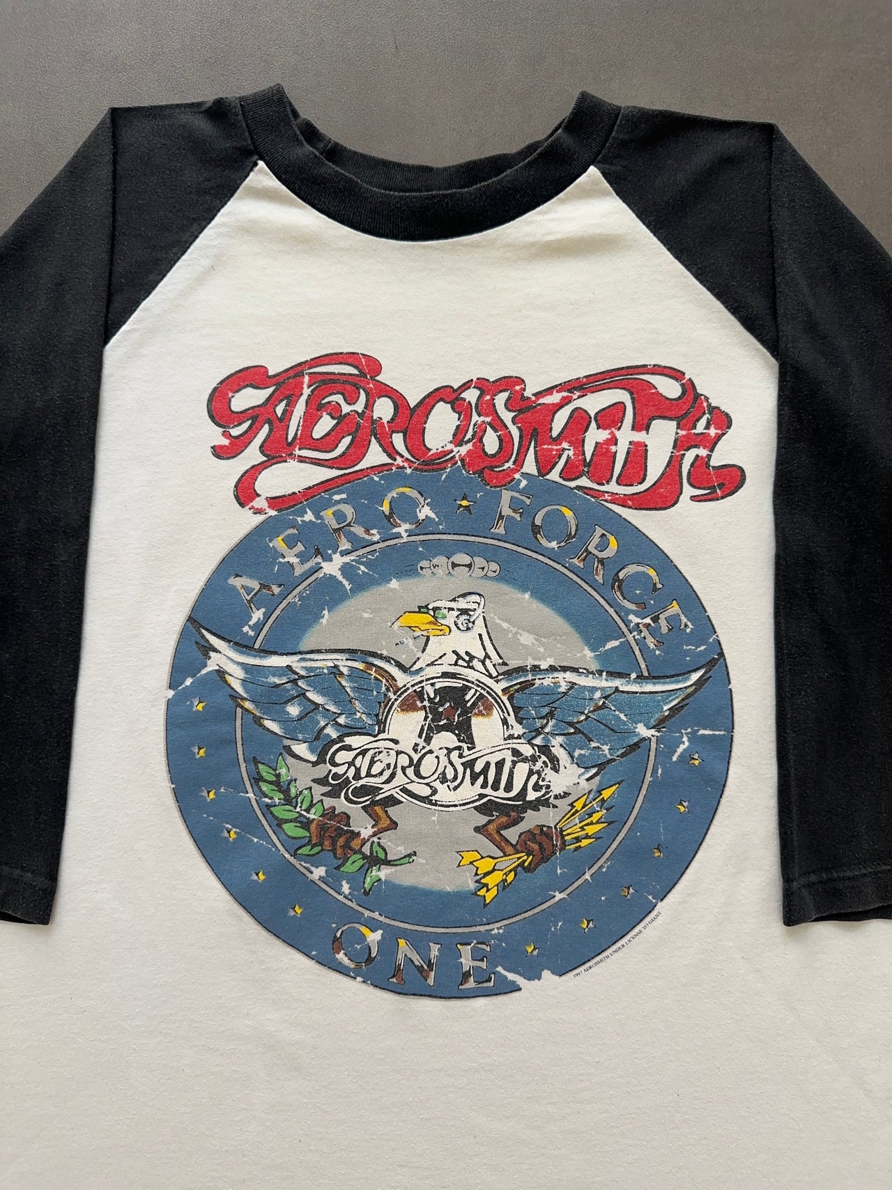 1990s Aerosmith raglan faded tee (L)
