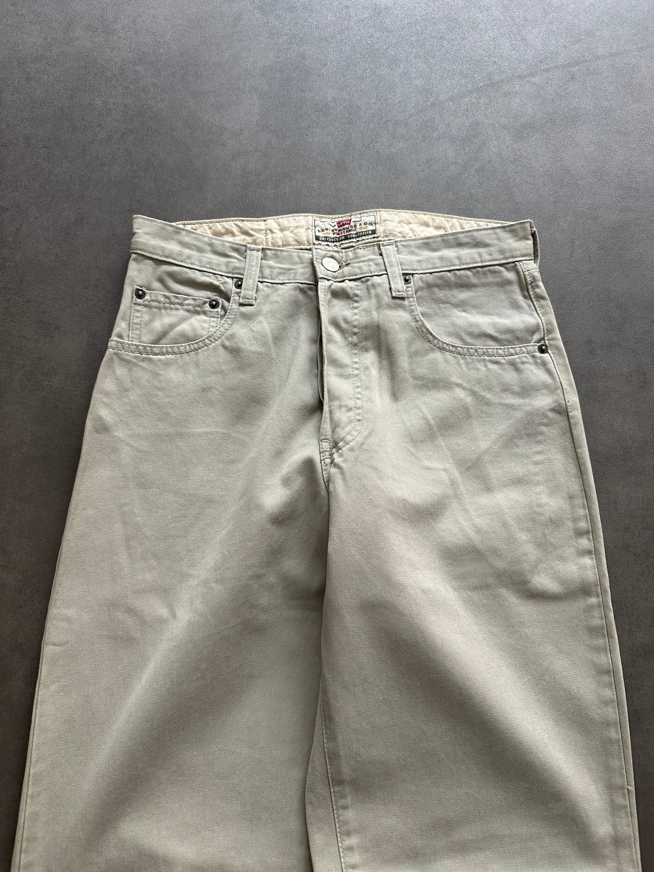 Levi’s 401 W30 L34