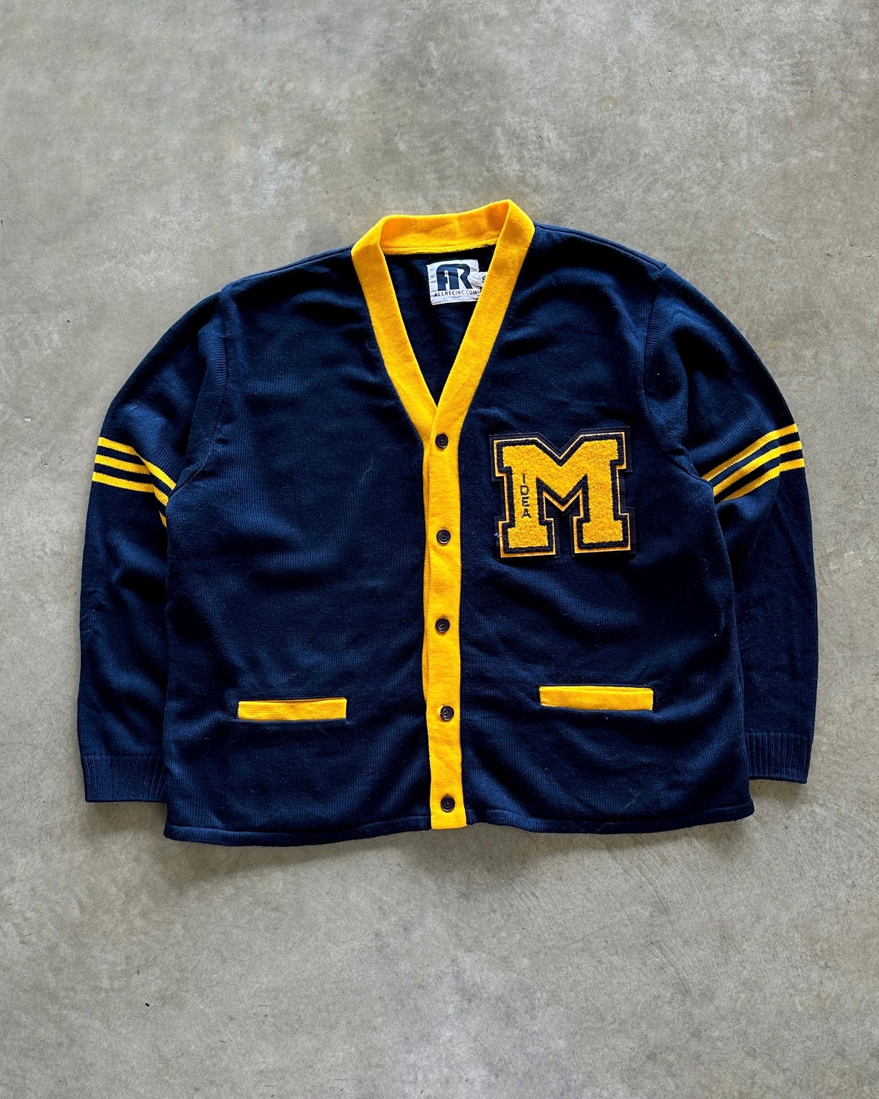 00s Letterman cardigan (3XL)