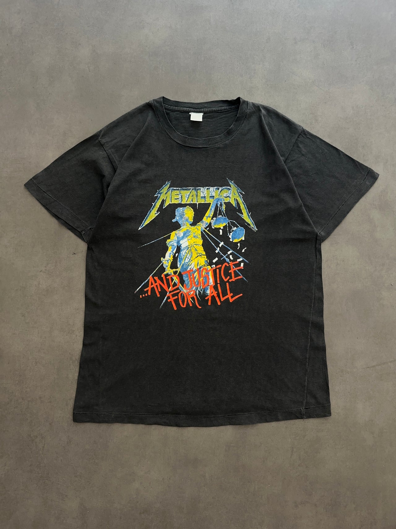 1980s Metallica and justice for all tee (M)