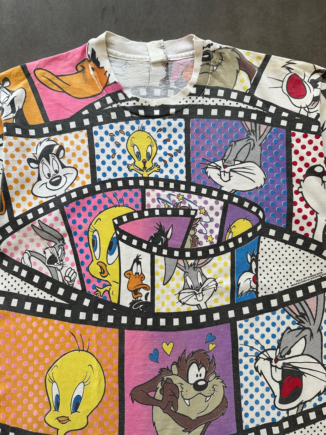 1990S LOONEY TUNES TEE (l)