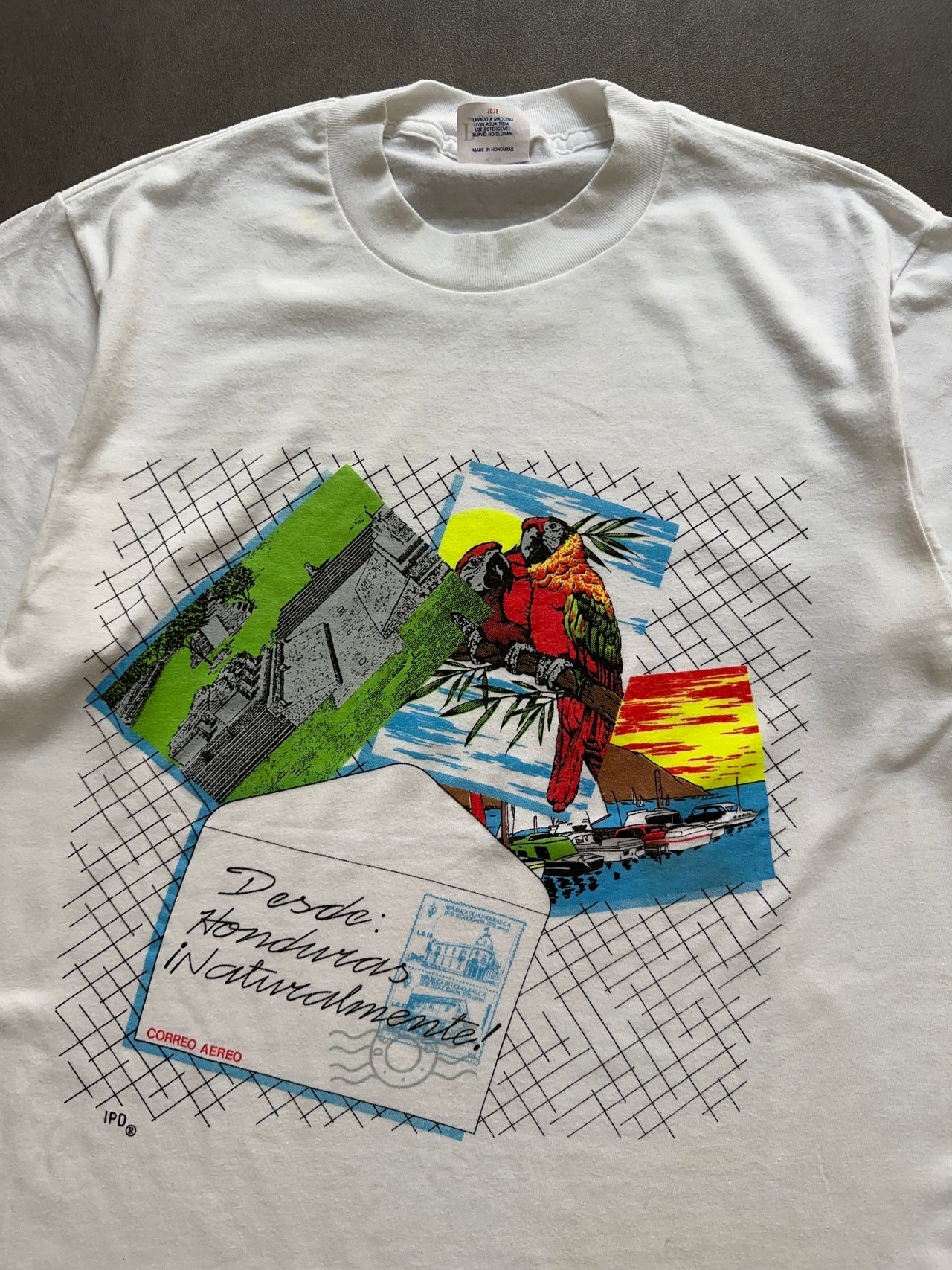 1980s Honduras souvenir tee (M)