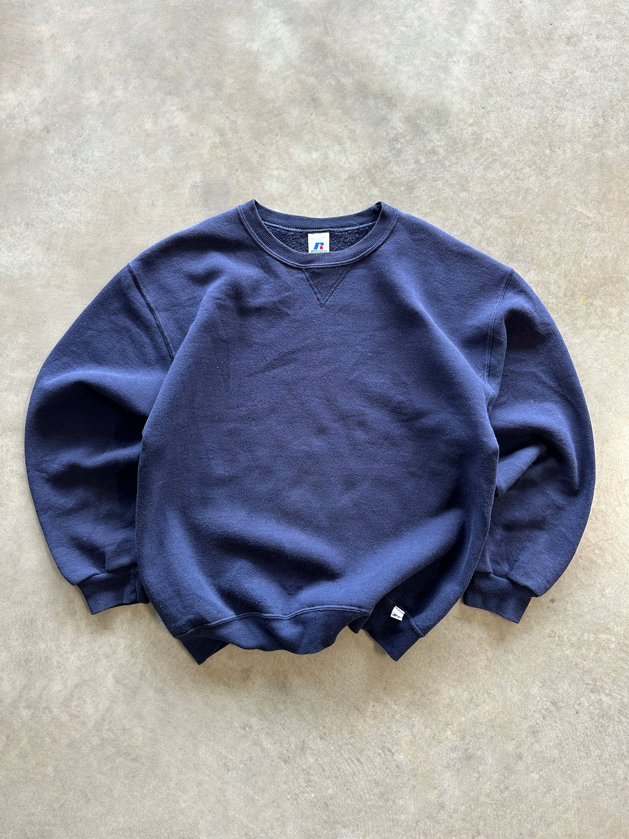 2000s Russell Athletic crewneck (M)