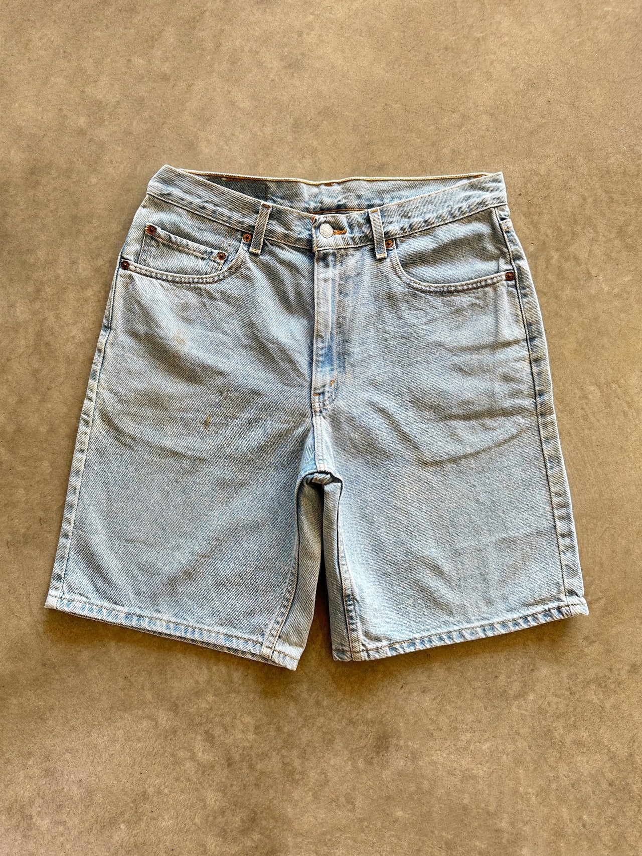 1990s Levis denim shorts (34)