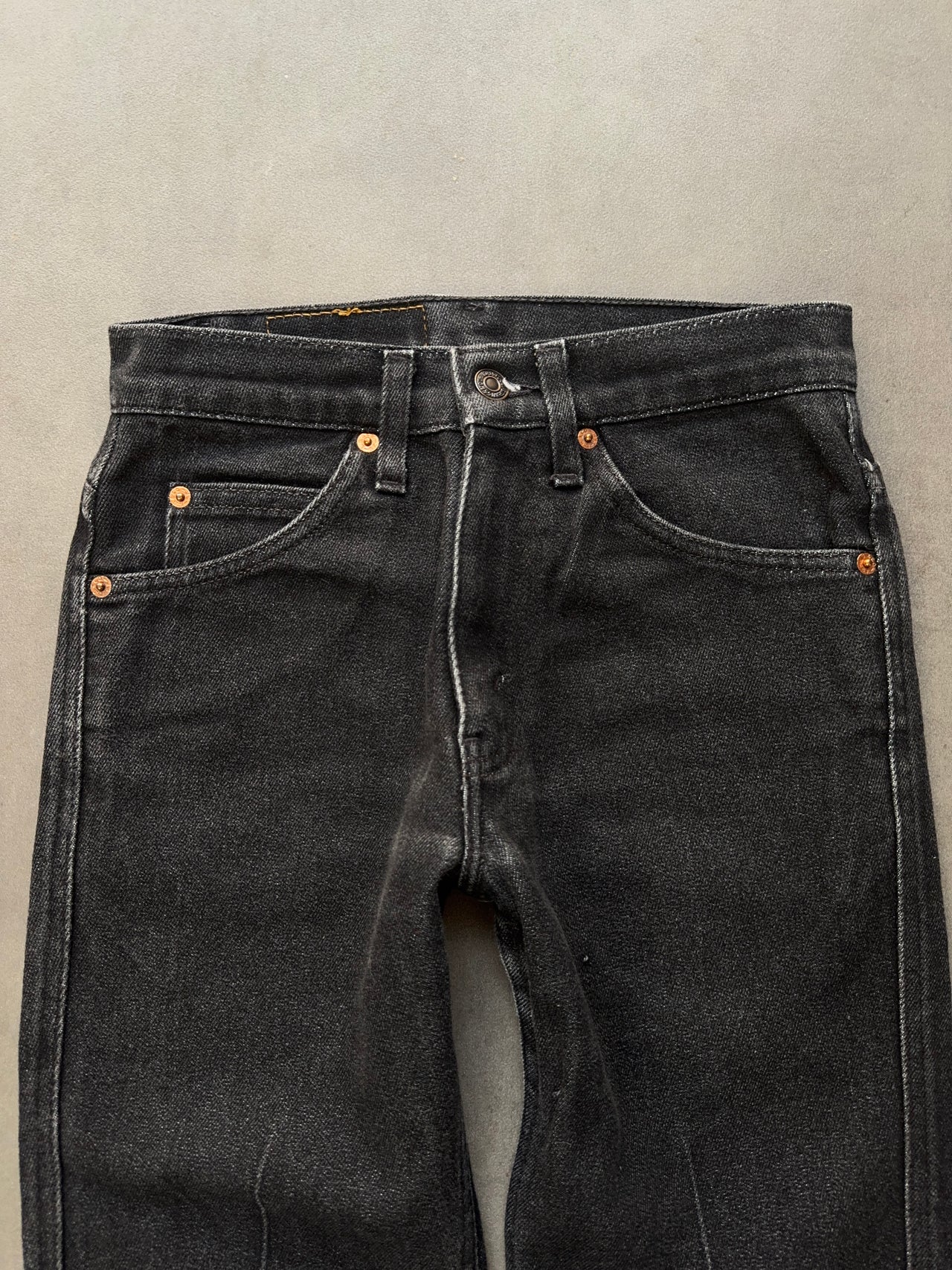 1990s Levi’s 417 Orange Tab W27 L32