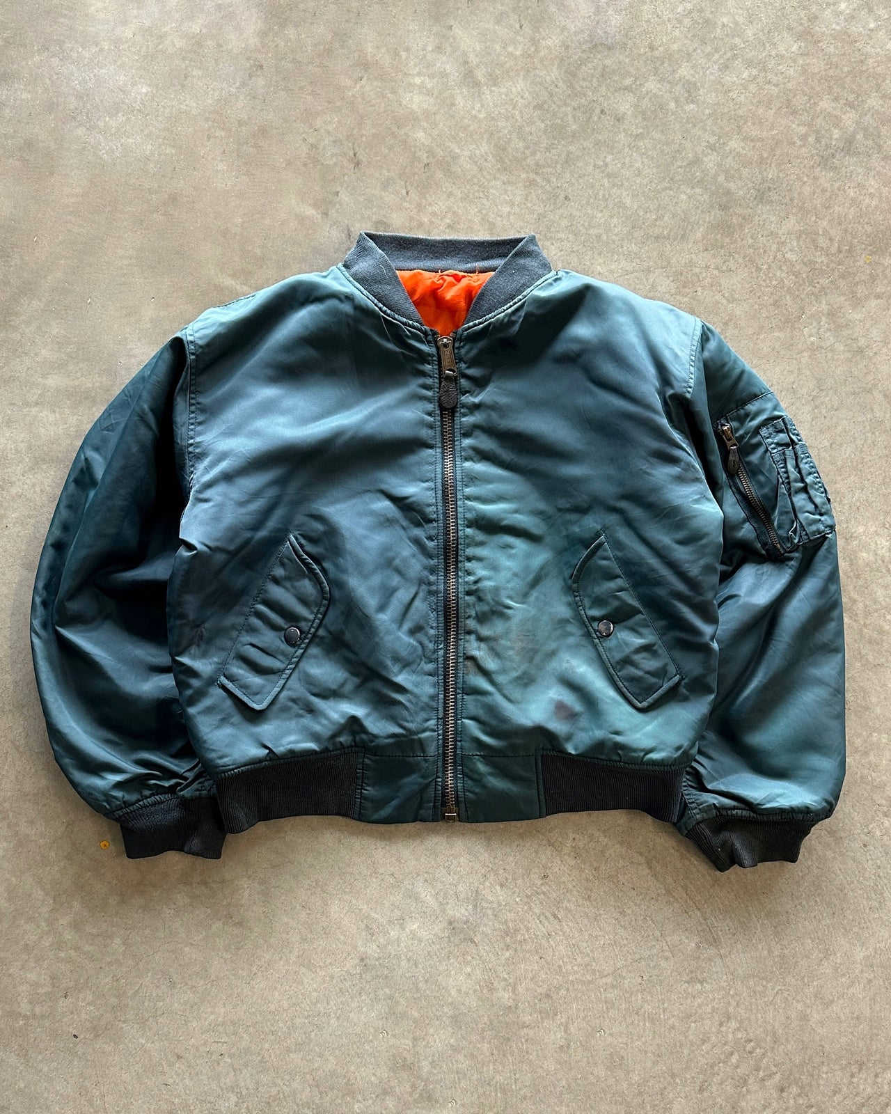 1990s MA1 bomber jacket (M)