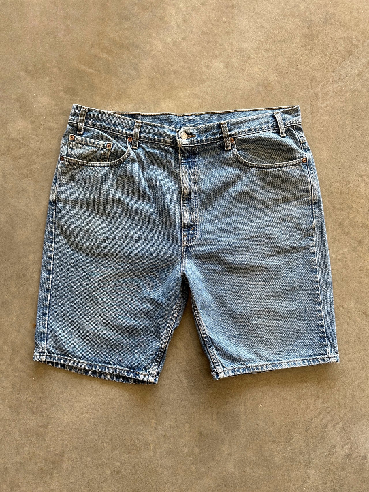 1990s Levis denim shorts (38)
