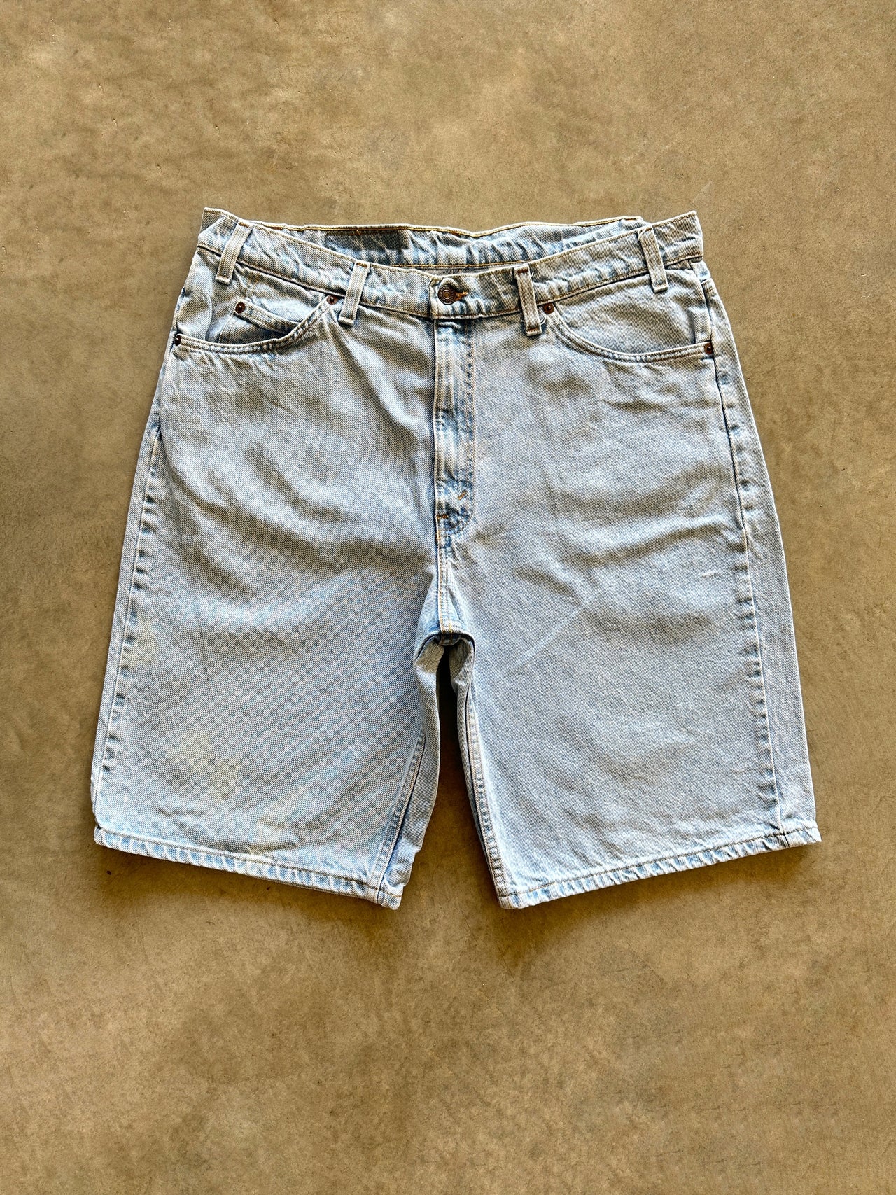 1980s Levis denim shorts (36)