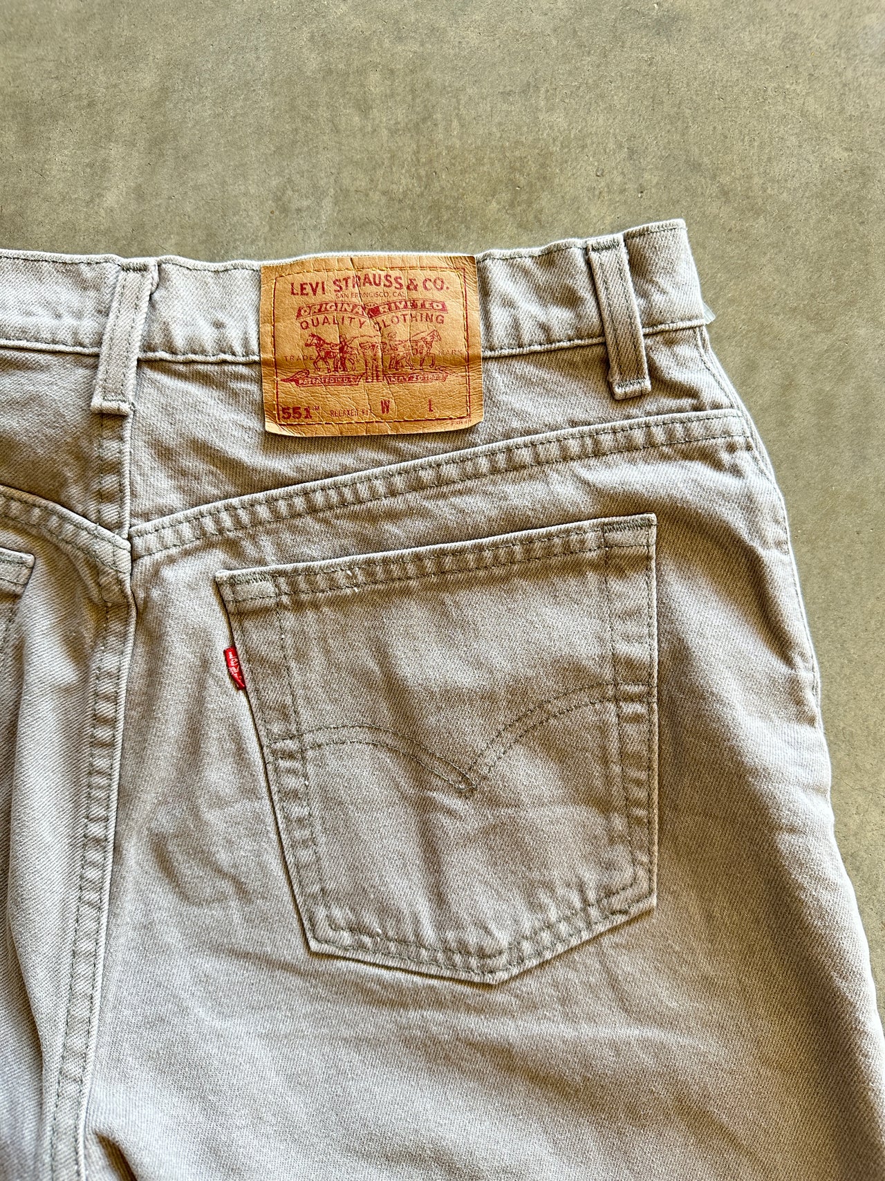 1990s Levis denim shorts (32)