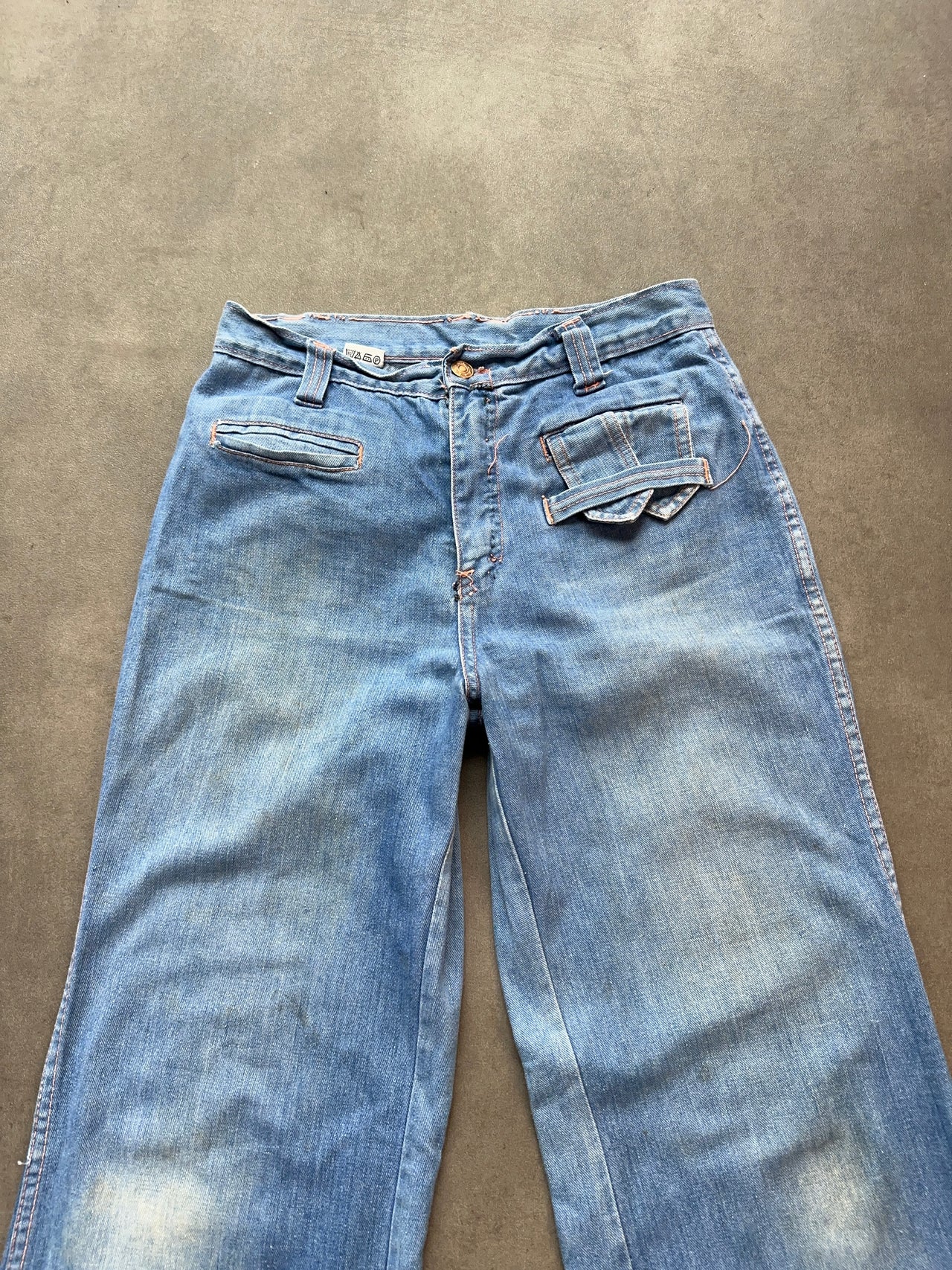 2000s Flared denim (W29)