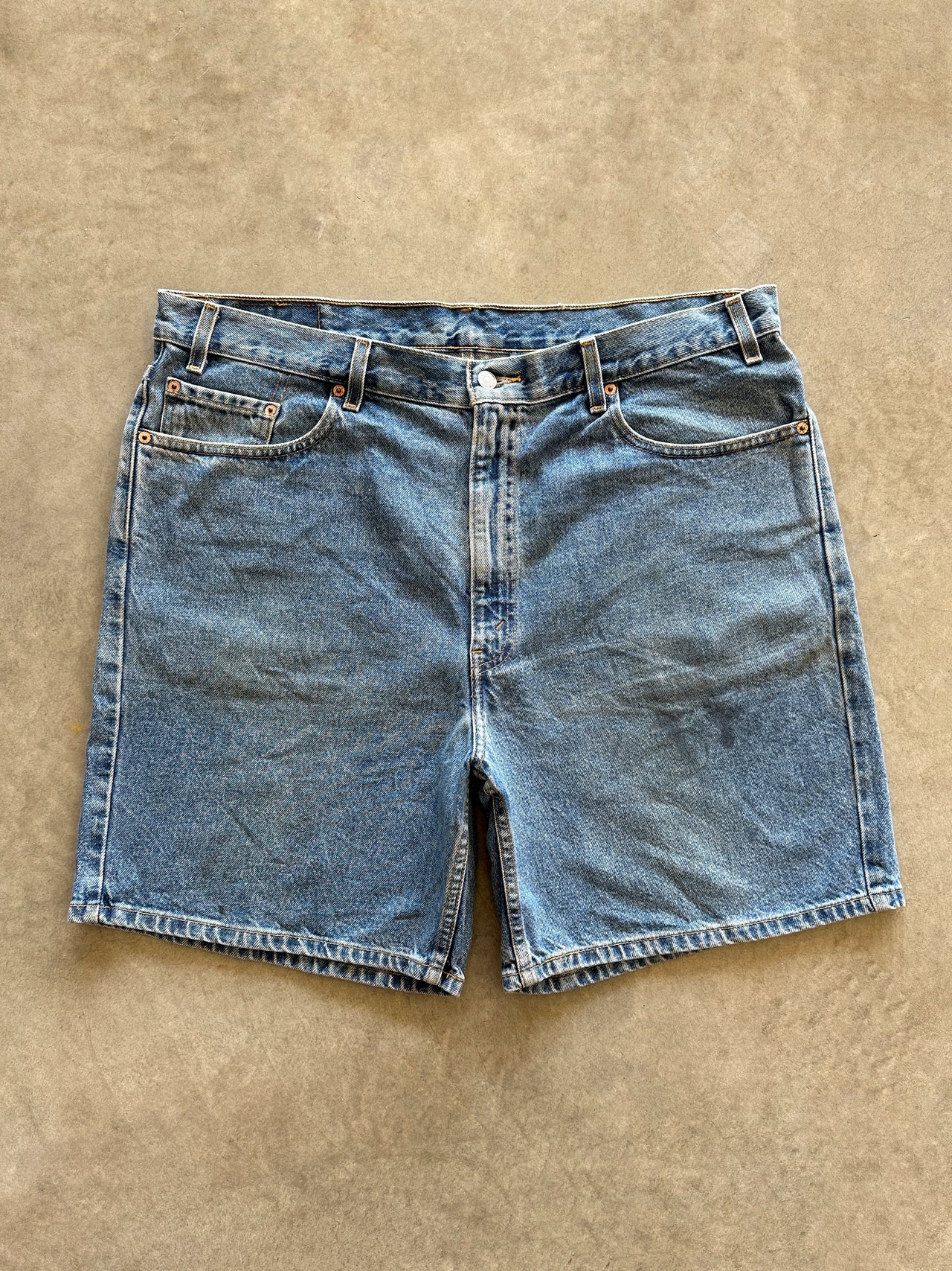 1990s Levis denim shorts (40)
