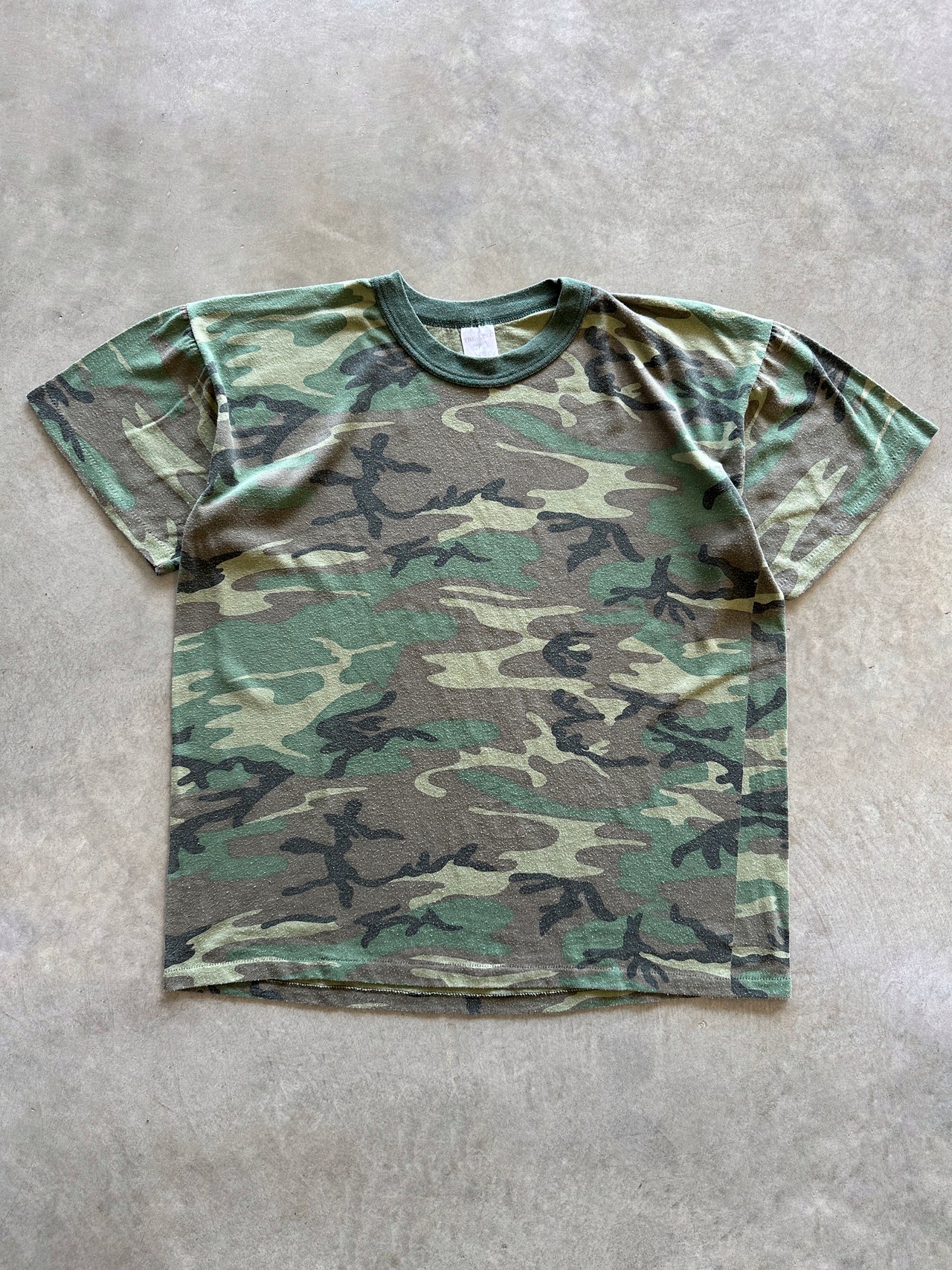 1990s Camo tee (XL)