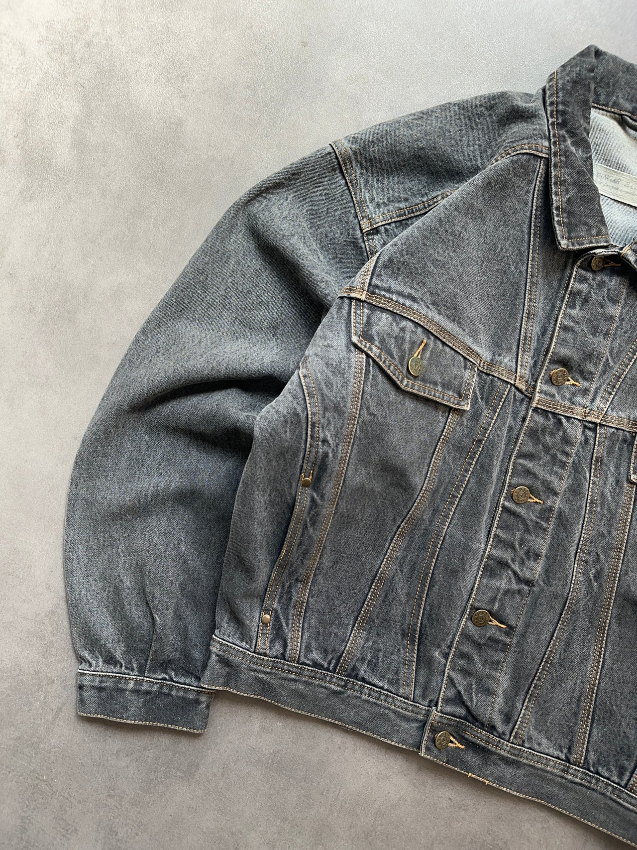 1990s Black Denim Jacket (L)