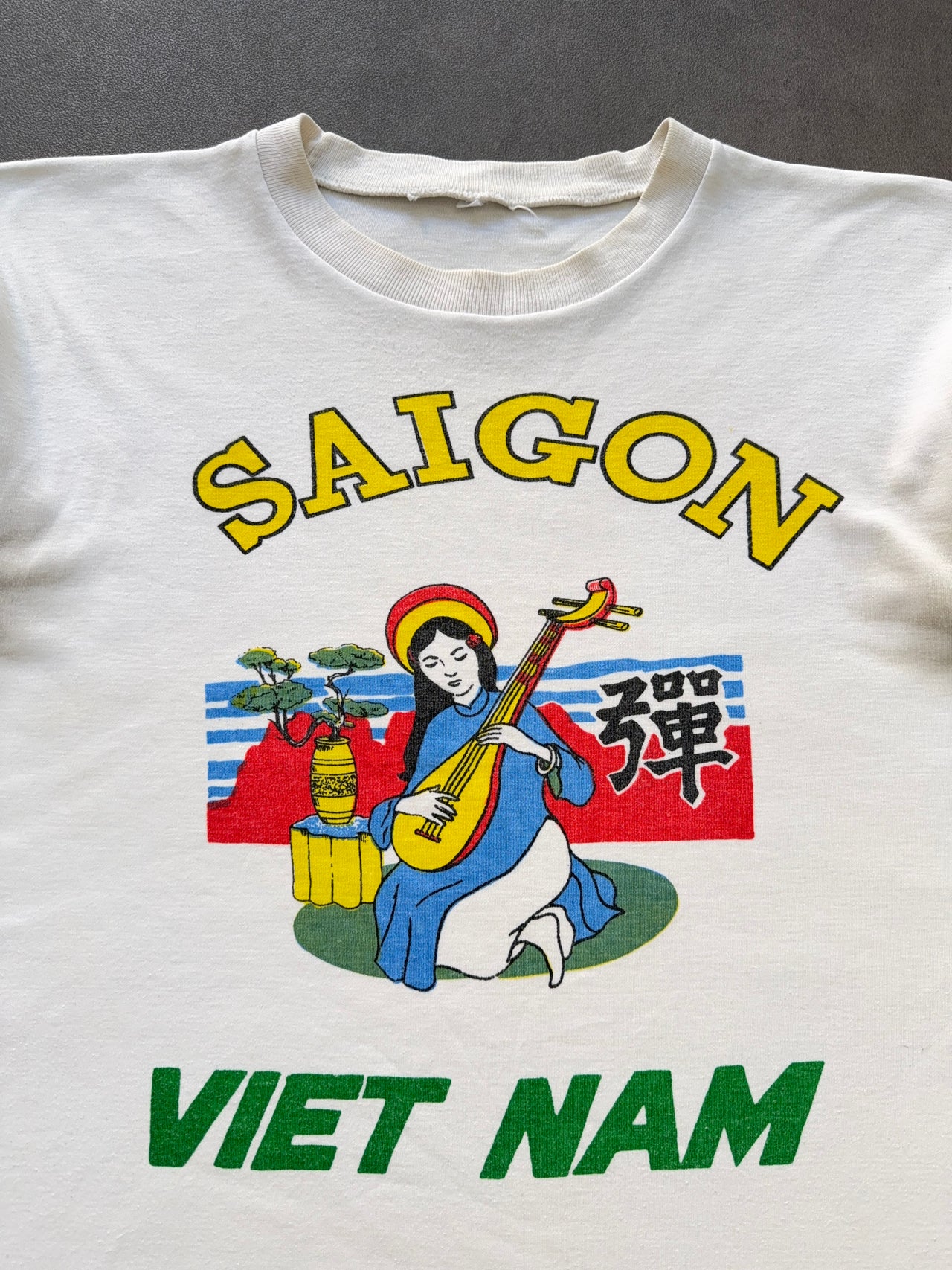 1980s Saigon tee (M)