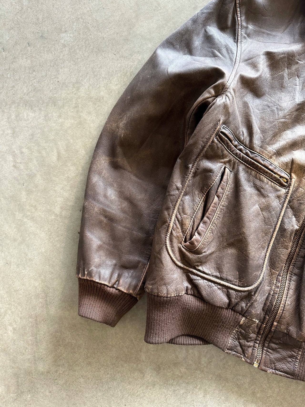 1990s leather Jacket (L)