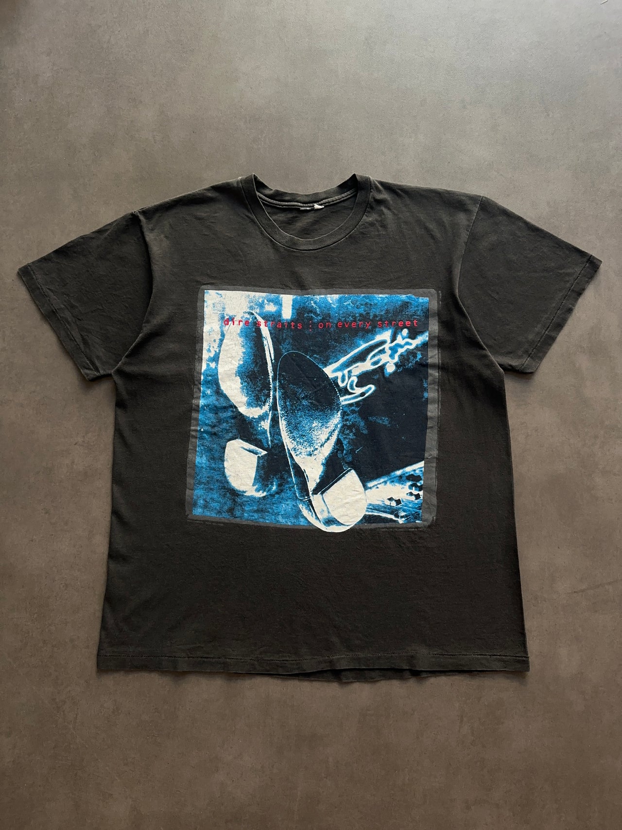 1990s dire straits tour faded tee (L)
