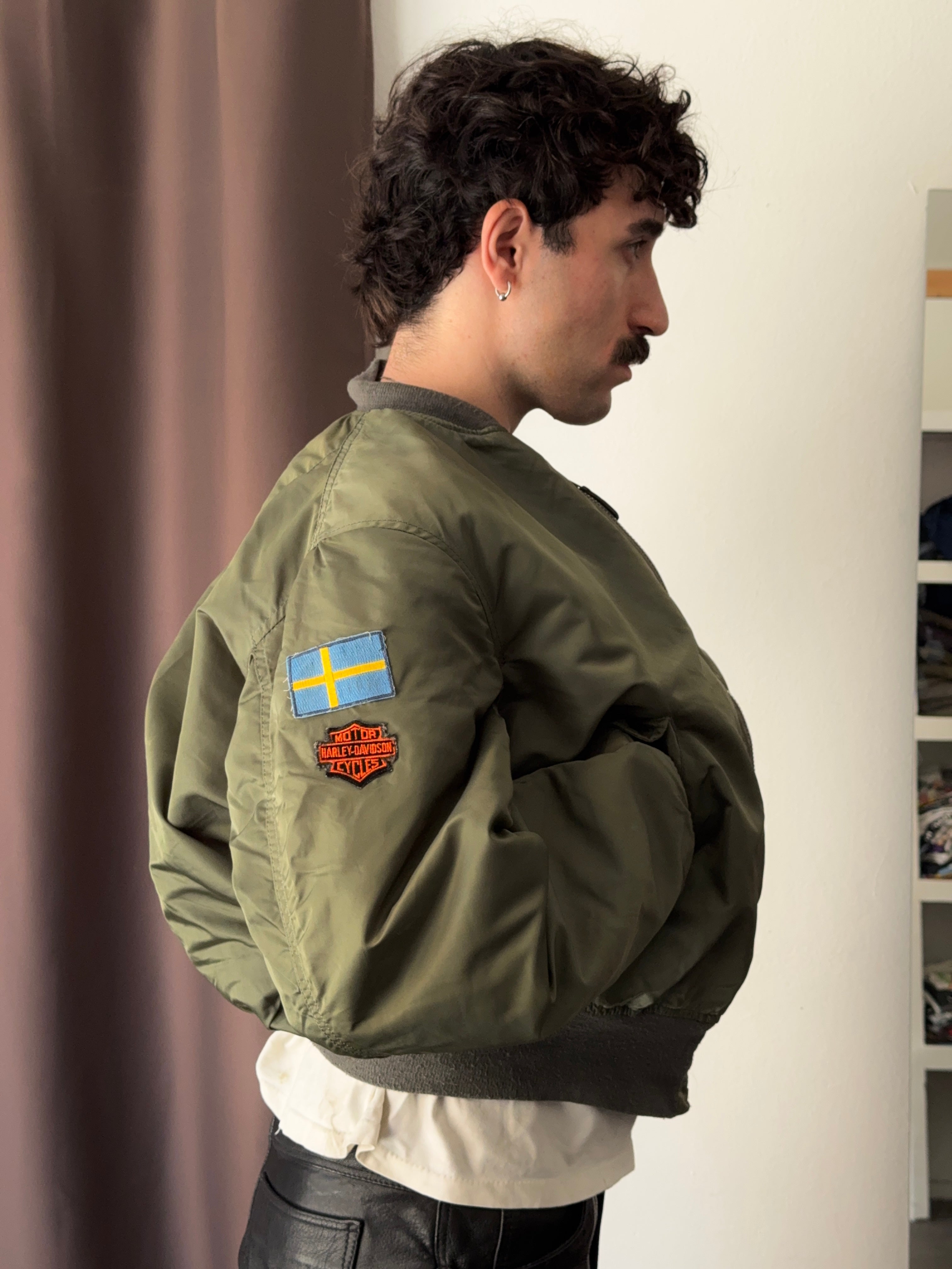 1990s Reversible MA-1 Bomber Jacket (XXL) - Mercanzia