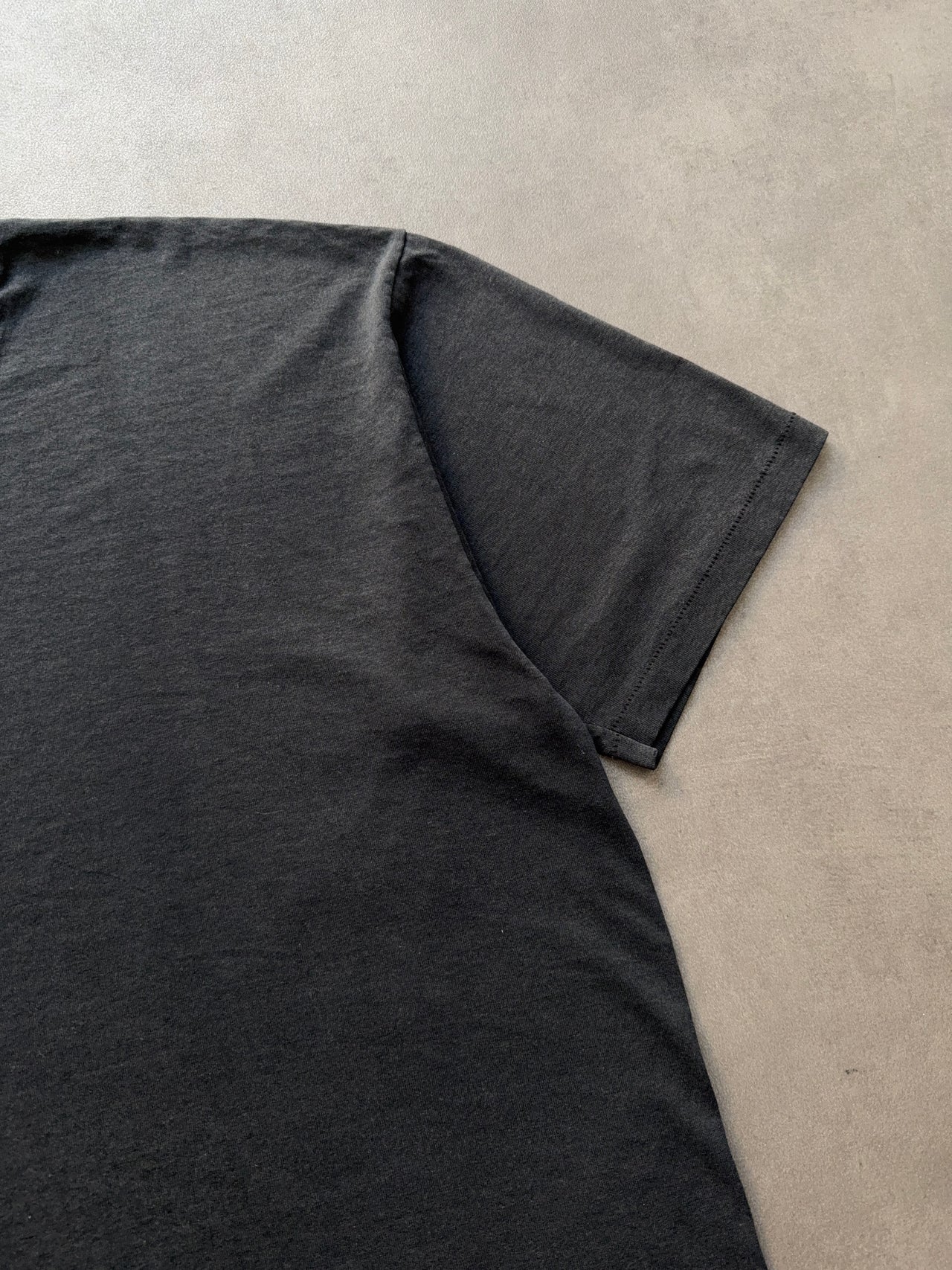 1980s Blank black tee (L)