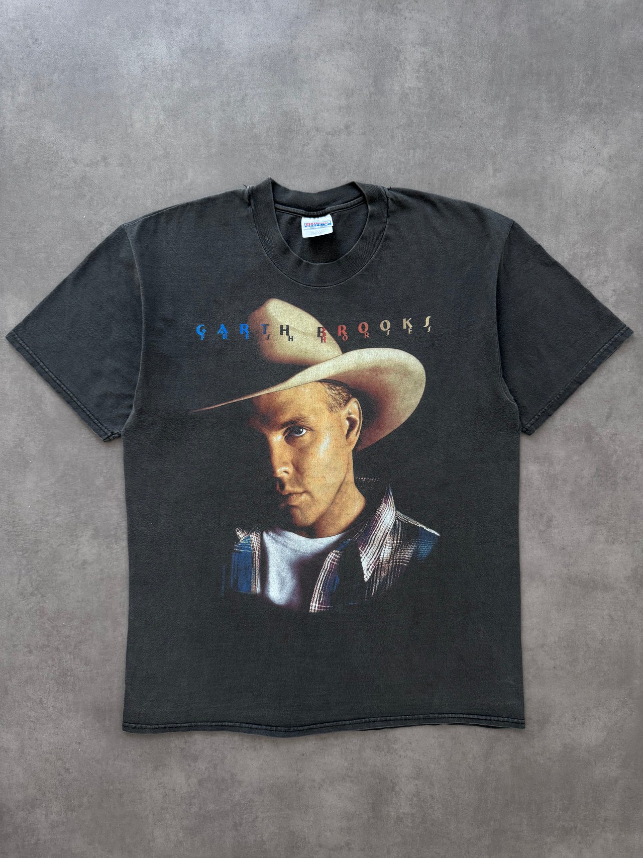 1990s Garth Brooks tee (L)