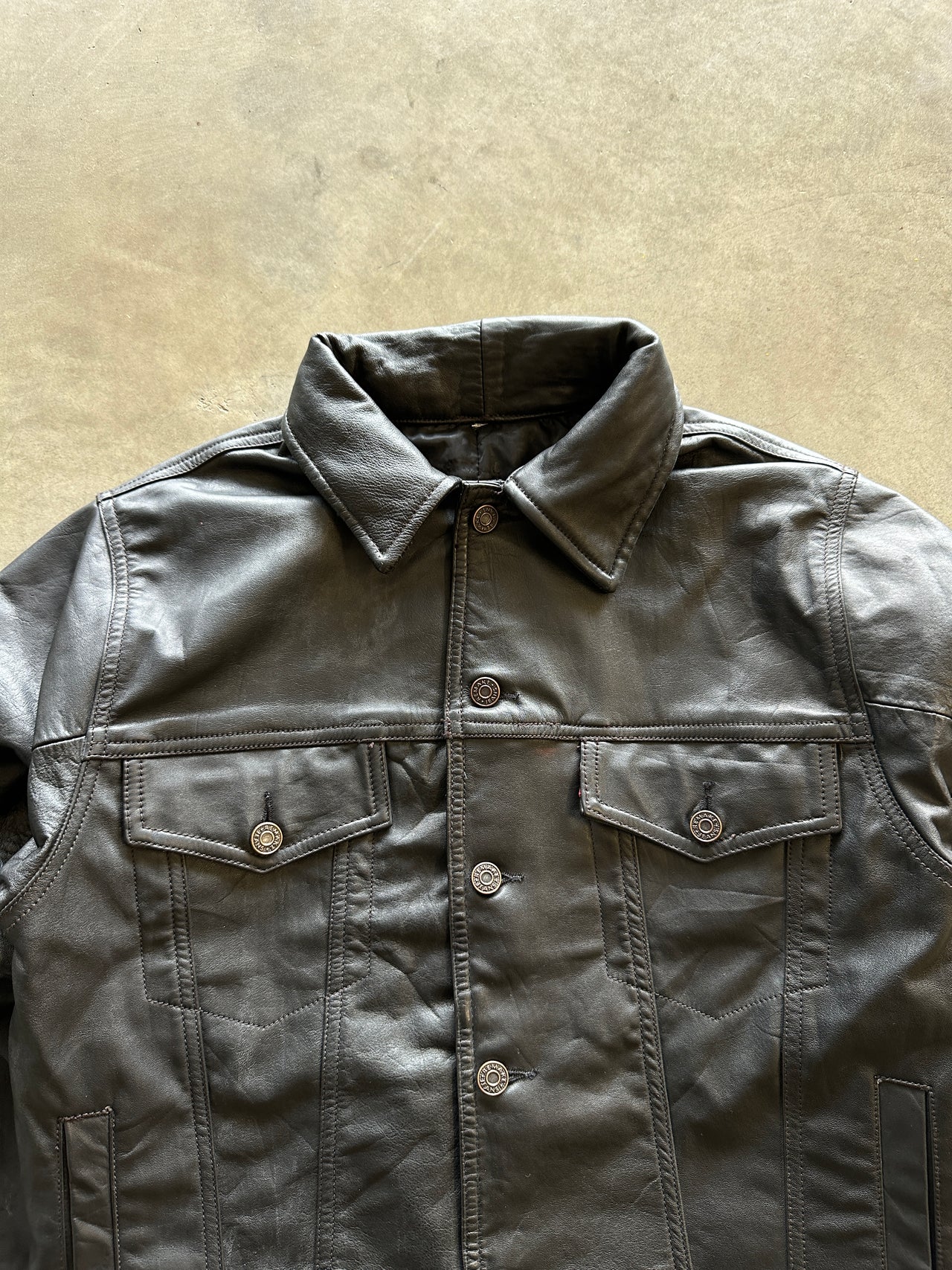 2000s Leather trucker jacket (M)