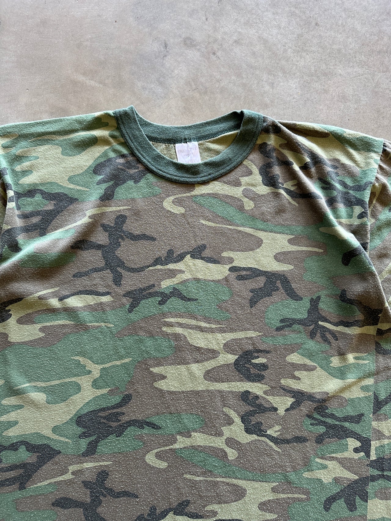 1990s Camo tee (XL)