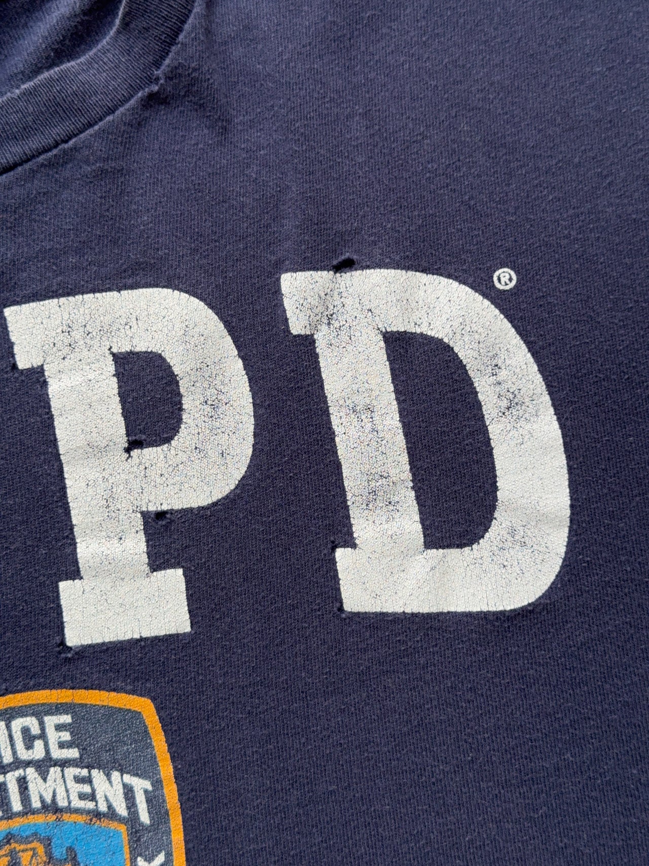 2000s NYPD distressed tee (L)