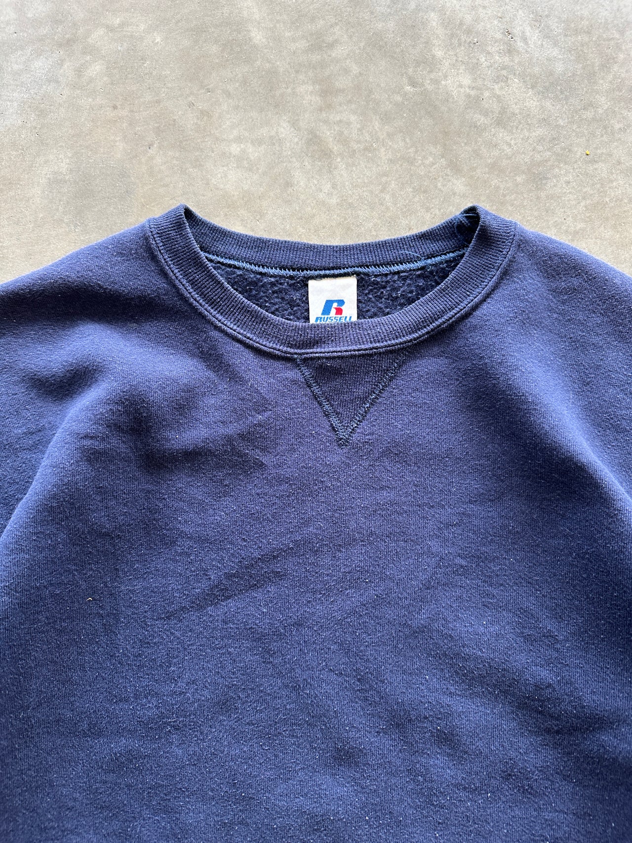 2000s Russell Athletic crewneck (M)