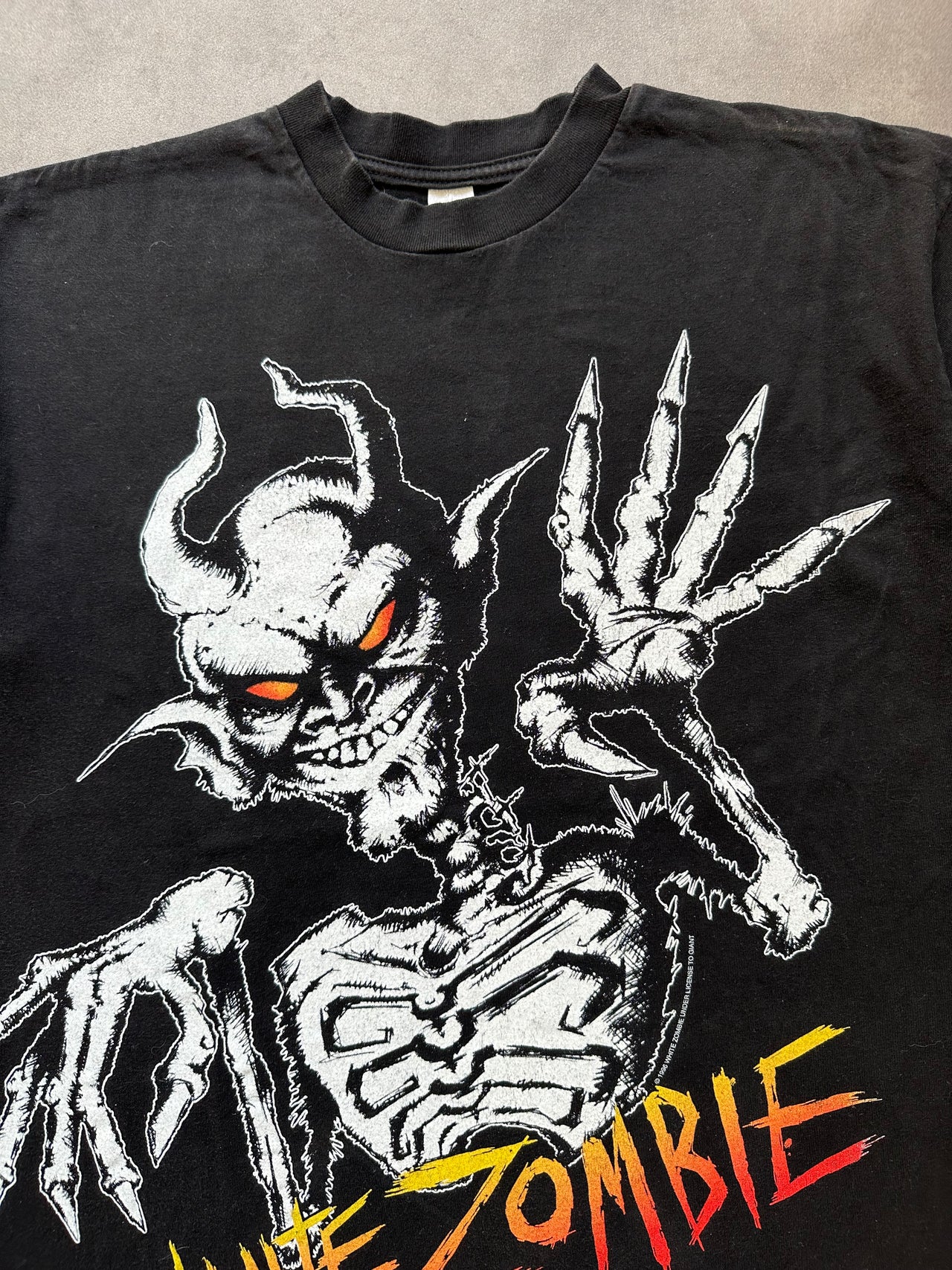 1990S white zombie tee (L)