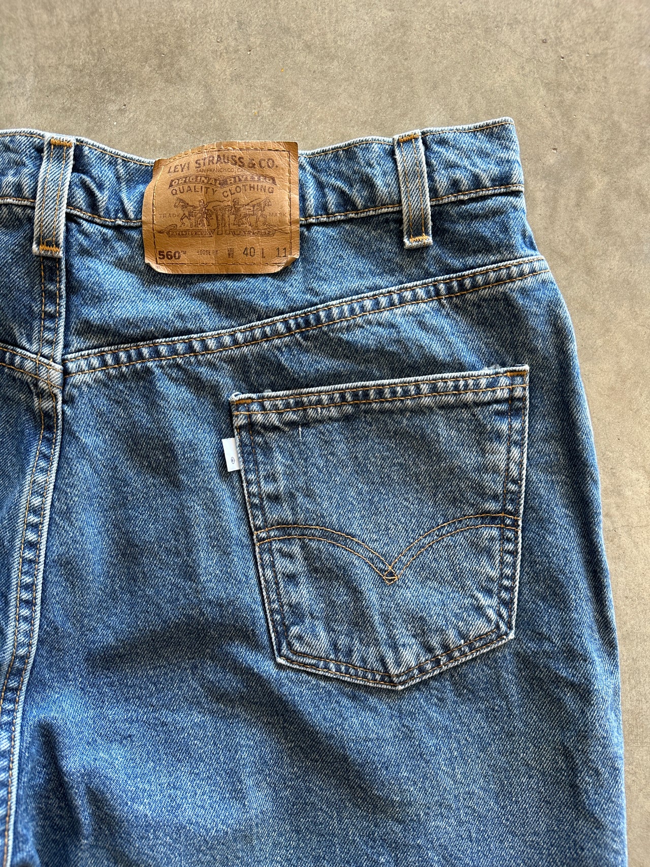 1990s Levis denim shorts (40)