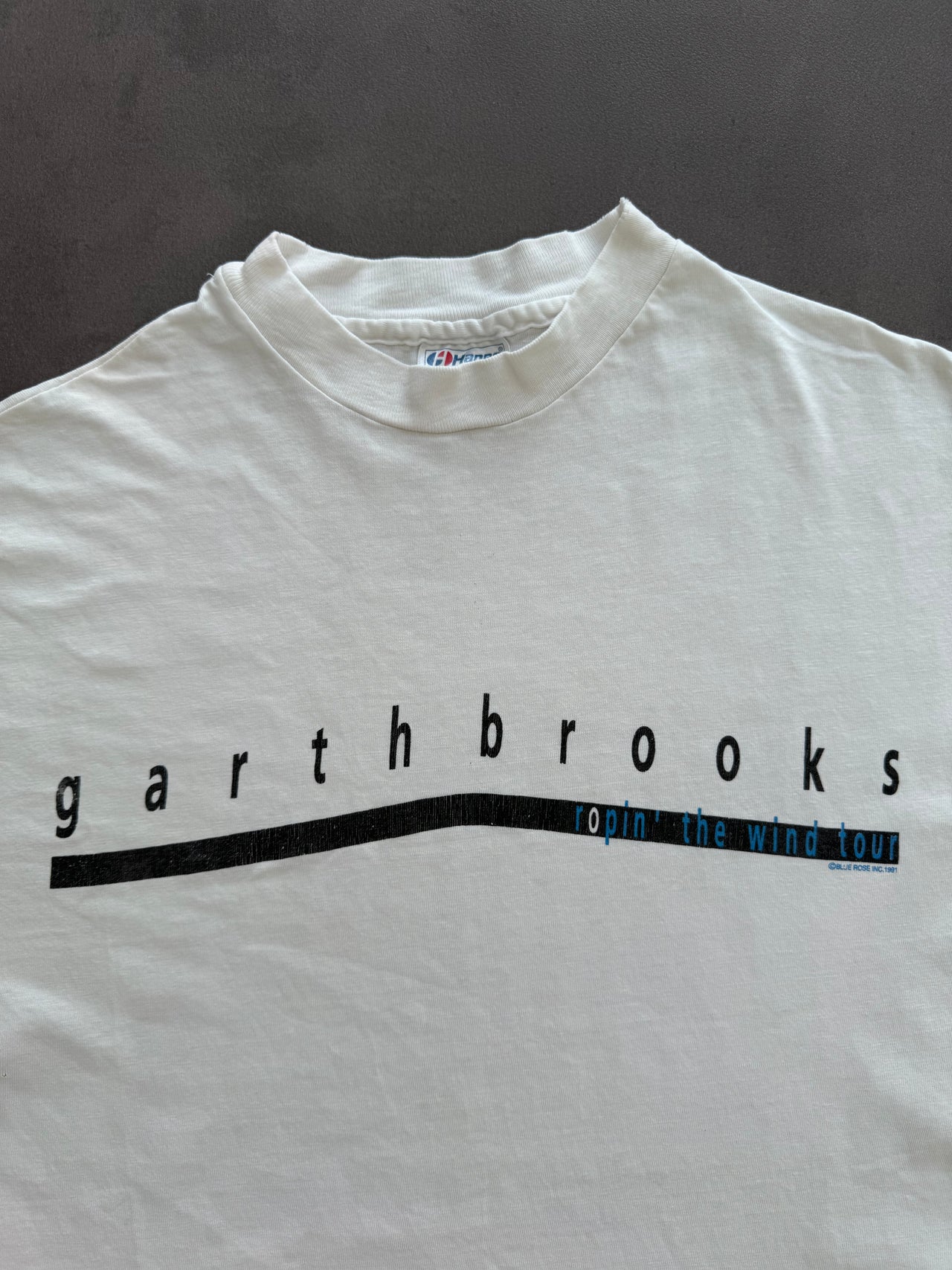 1990s Garth Brooks tee (L)