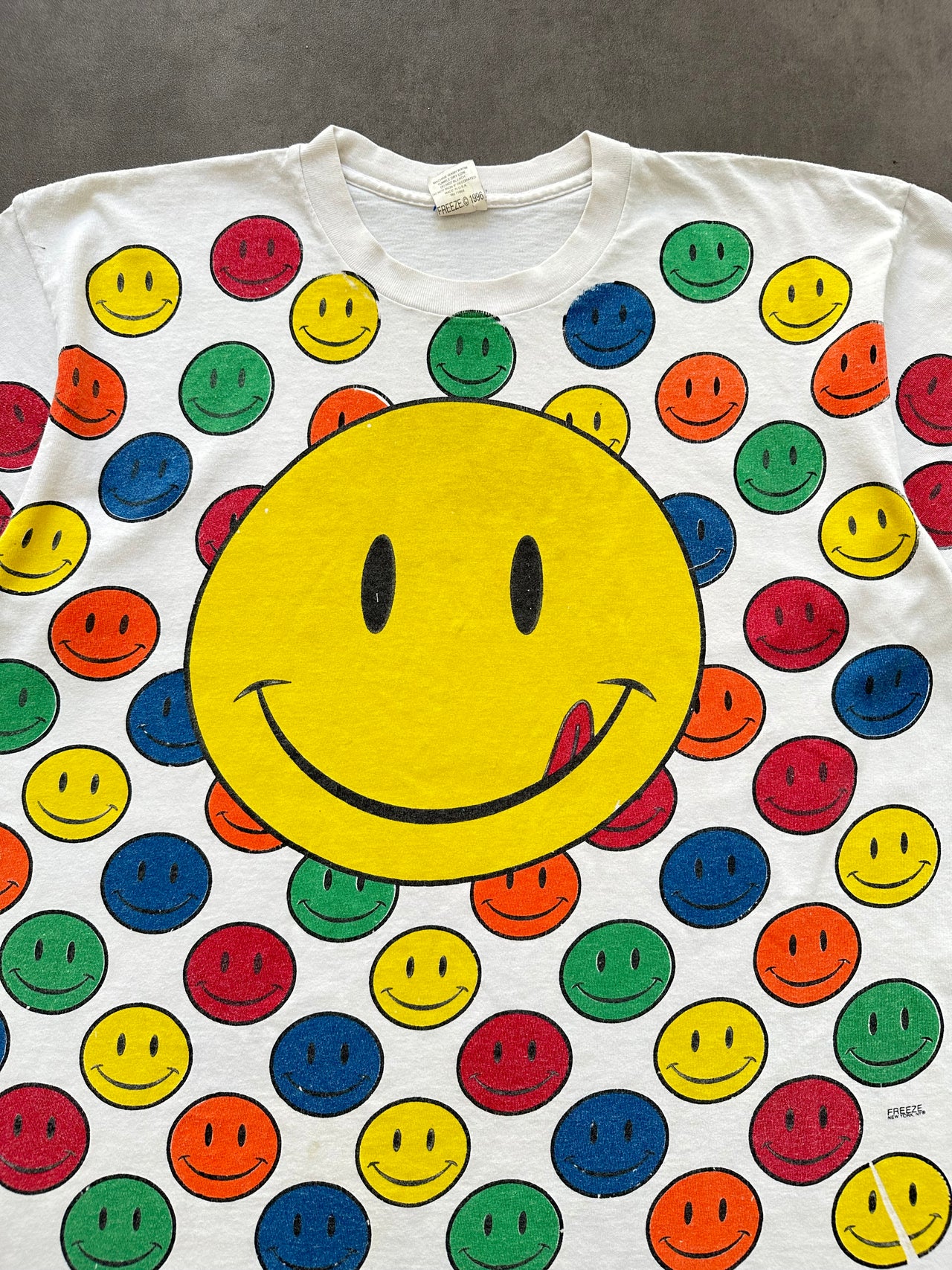 1990s Smile tee (XL)