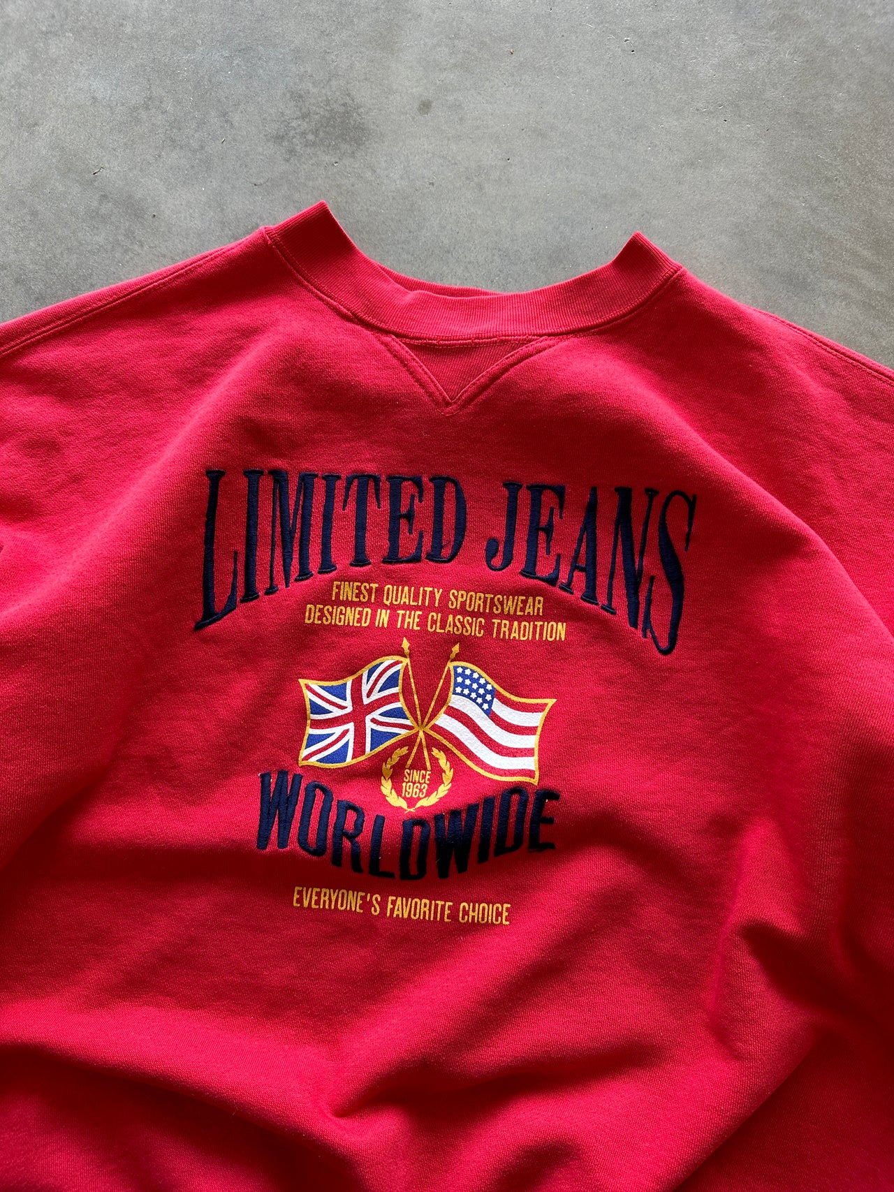 90s red crewneck (M)