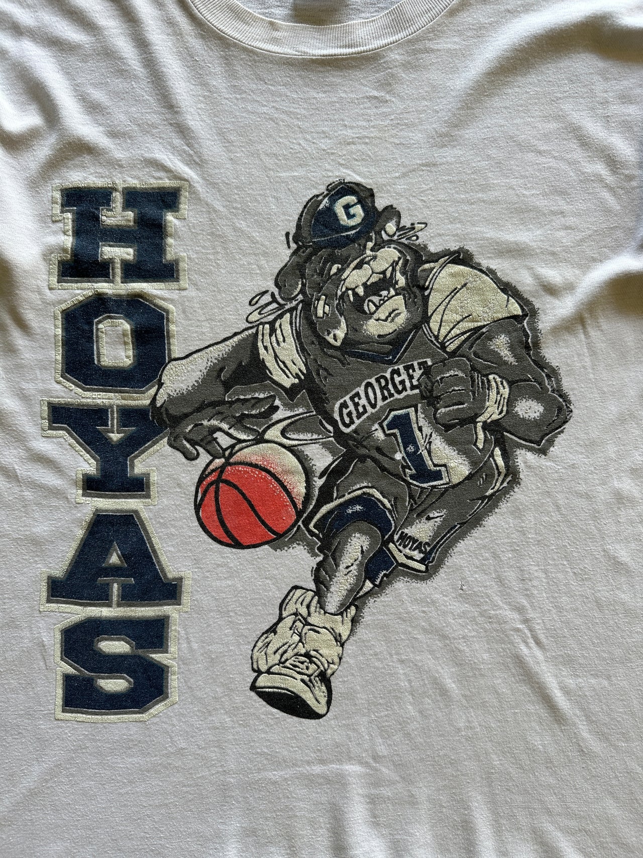 1990s Georgetown Hoyas tee (L)