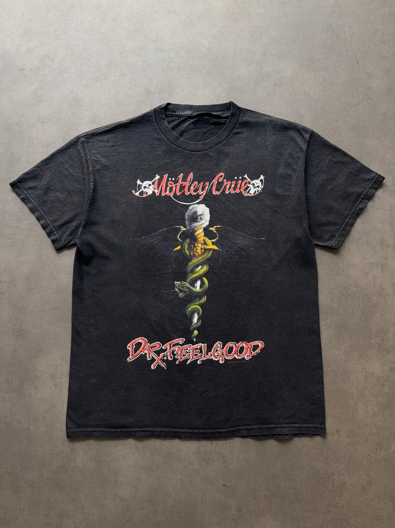 2000s Mötley Crüe faded tee (M)