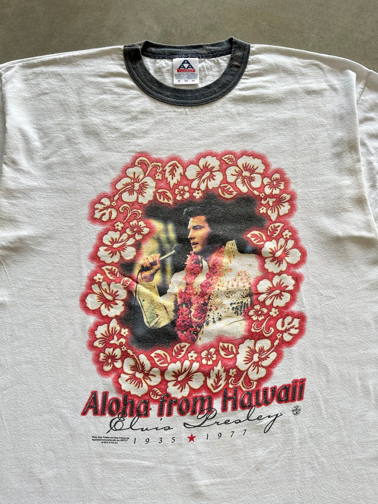 2000s Elvis tee (XL)